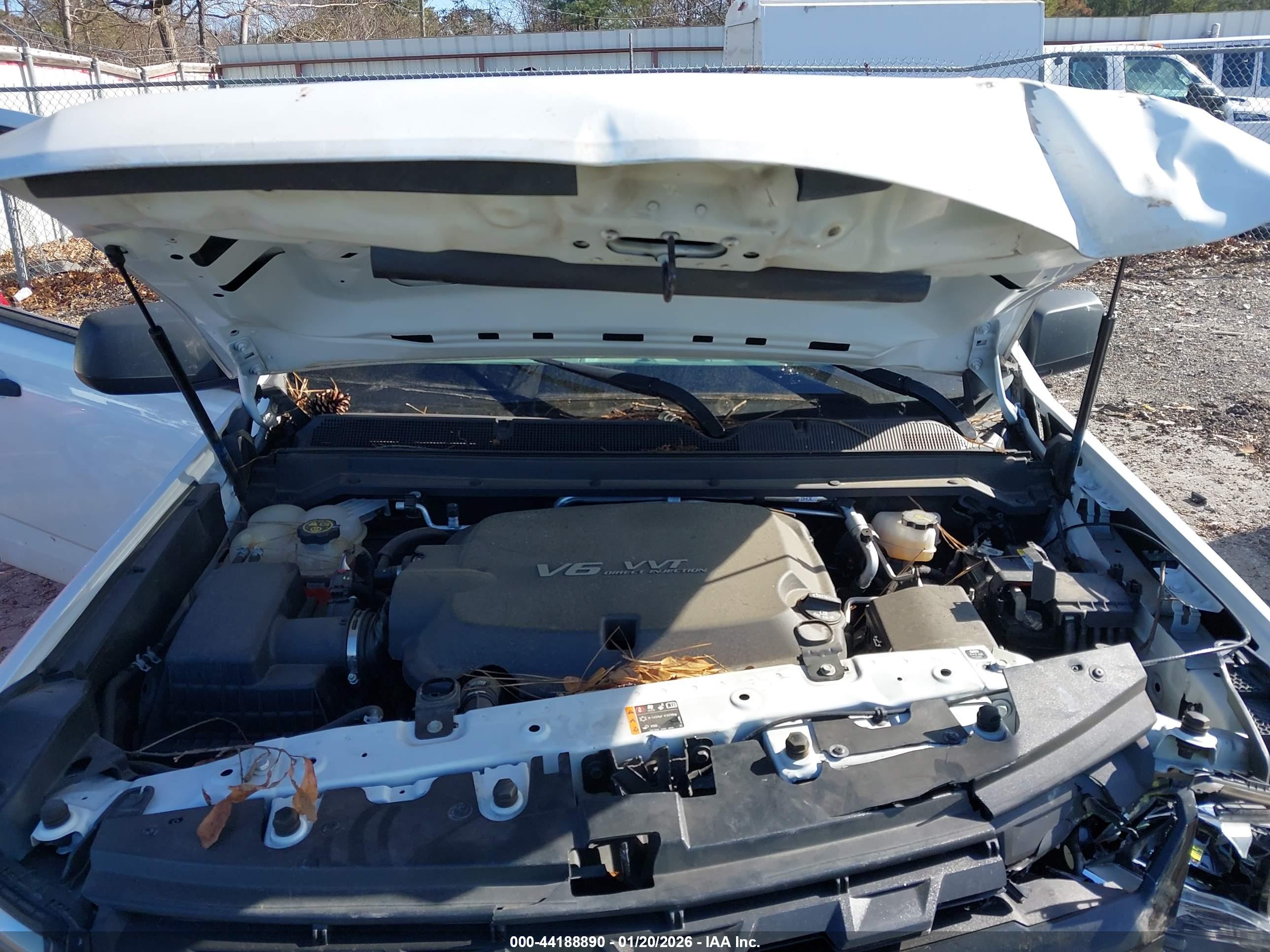 CHEVROLET COLORADO image 10