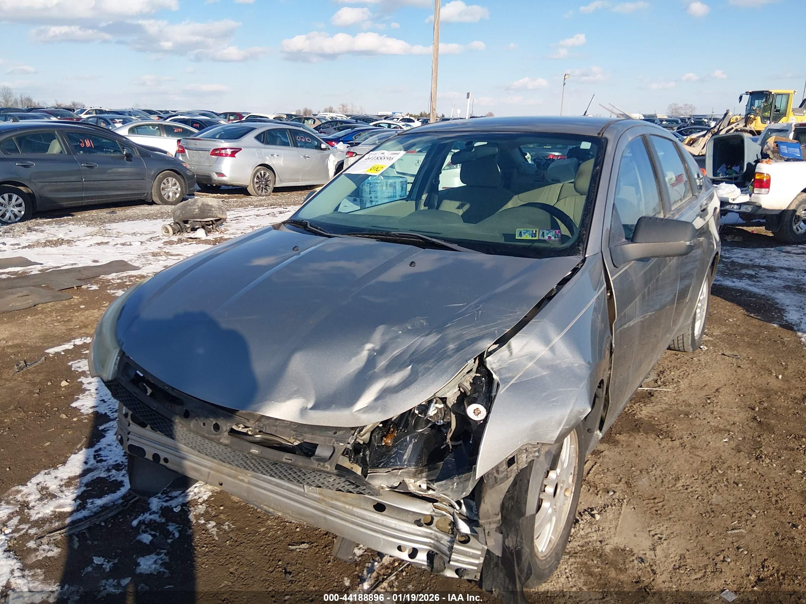FORD FOCUS image 6