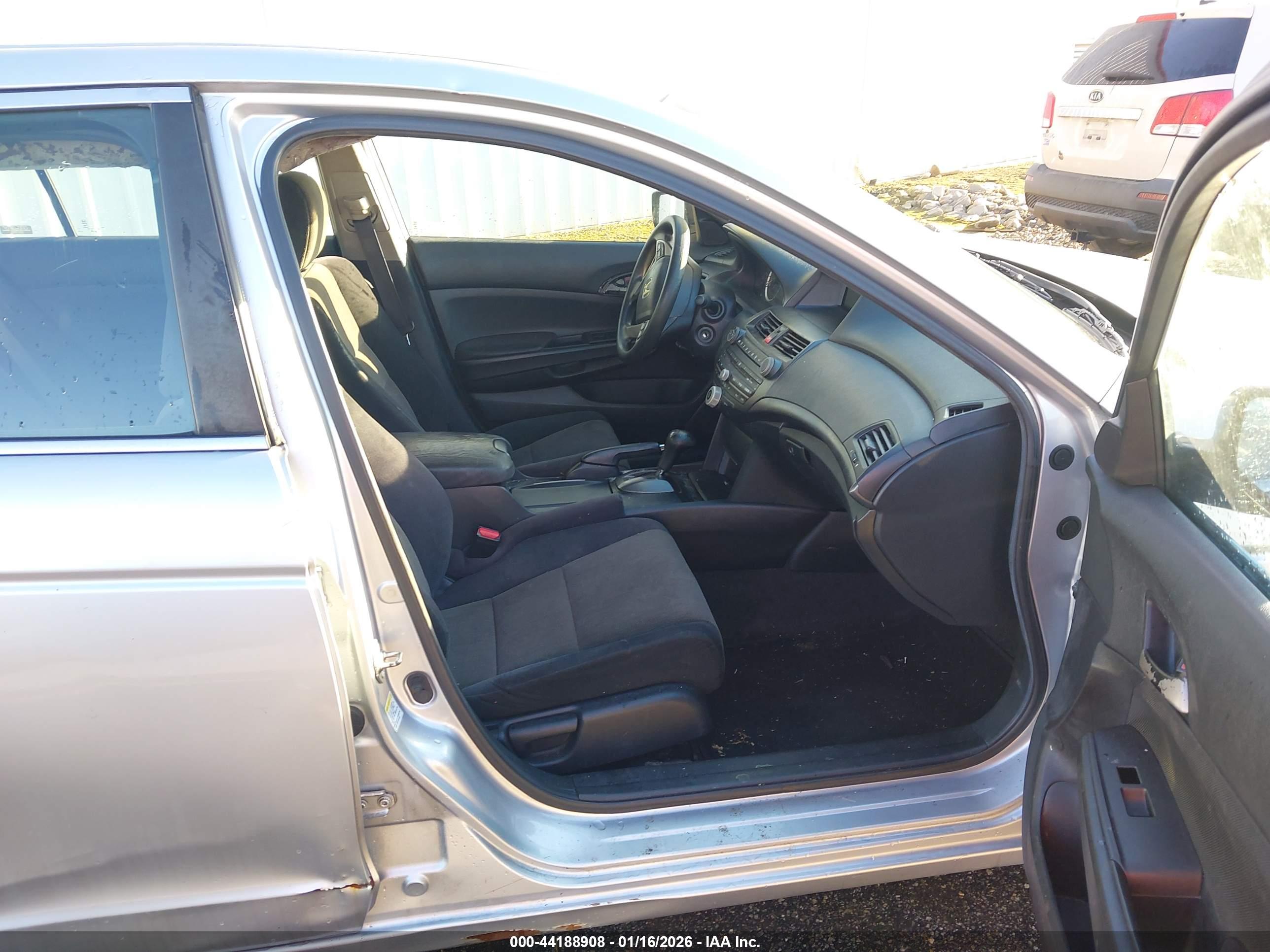 HONDA ACCORD image 5
