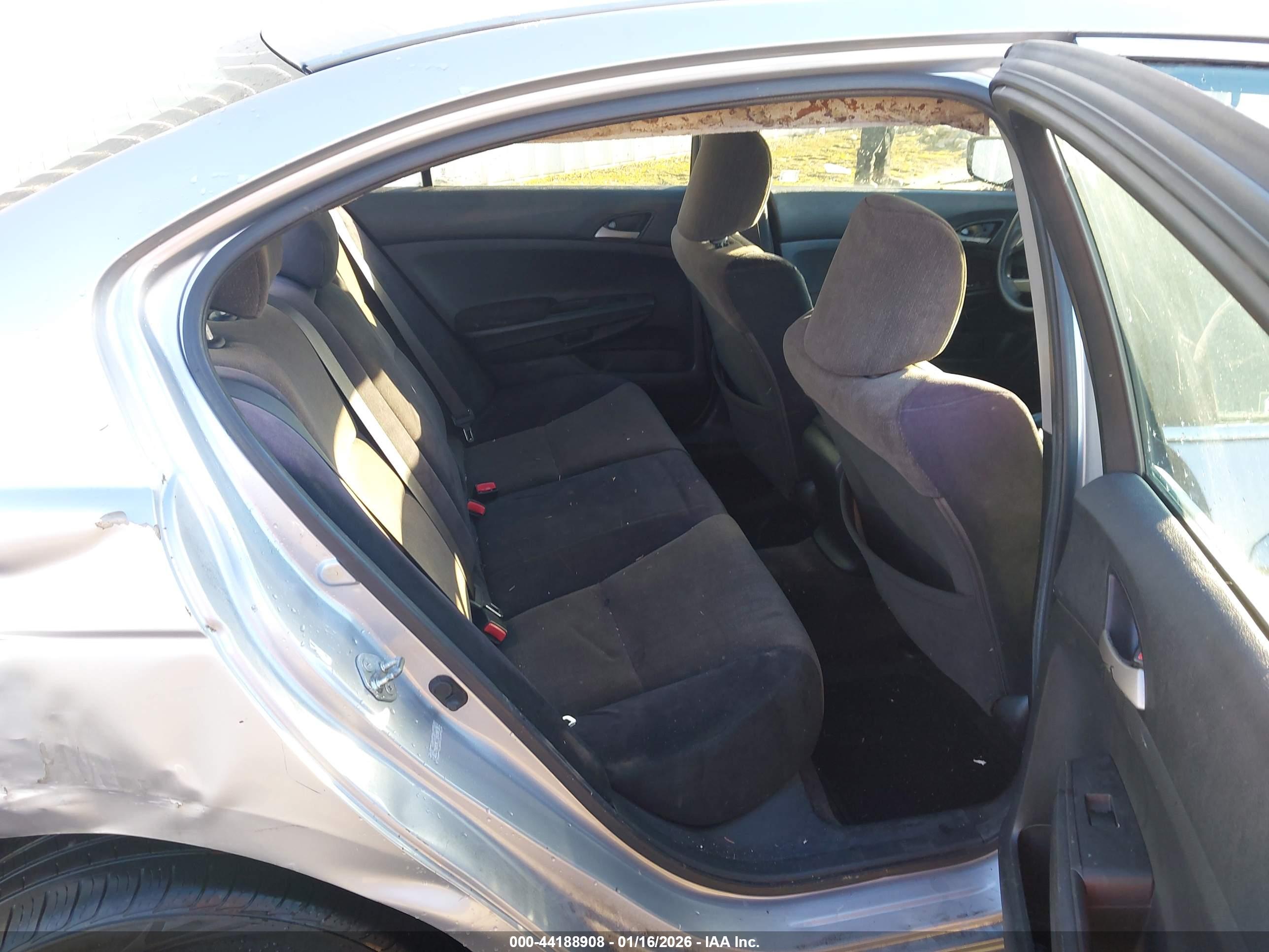 HONDA ACCORD image 8
