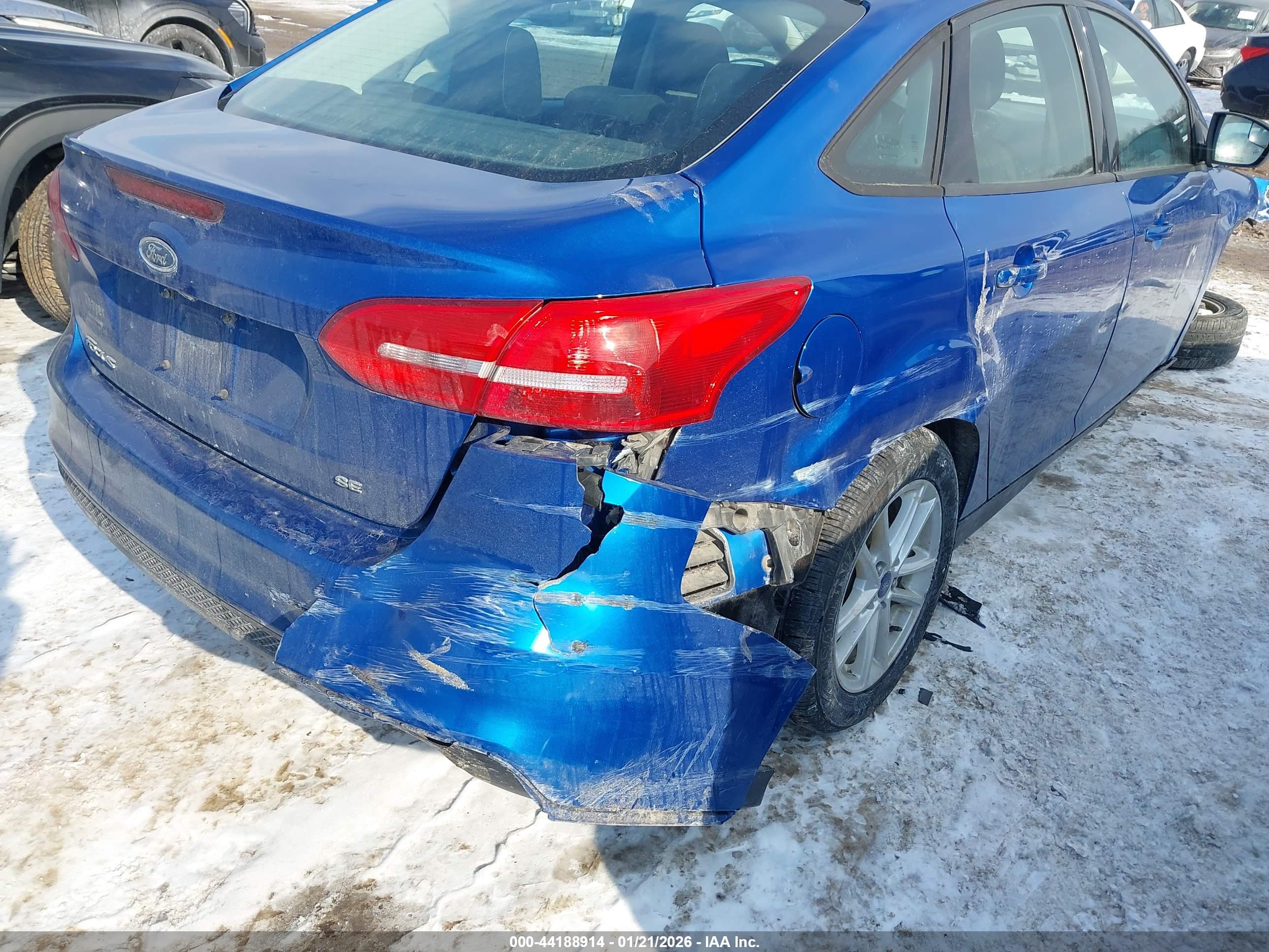 FORD FOCUS image 6
