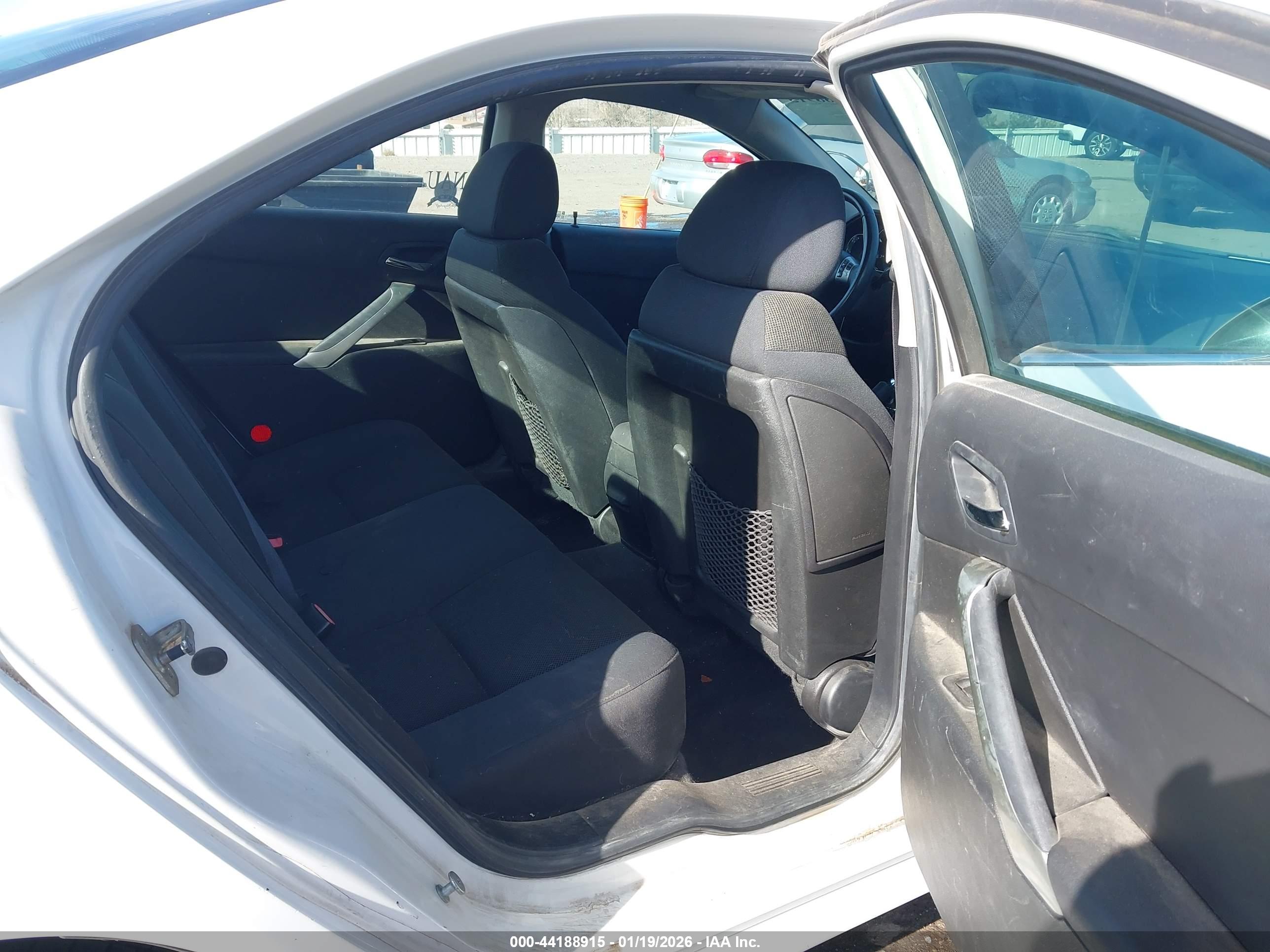 PONTIAC G6 image 8