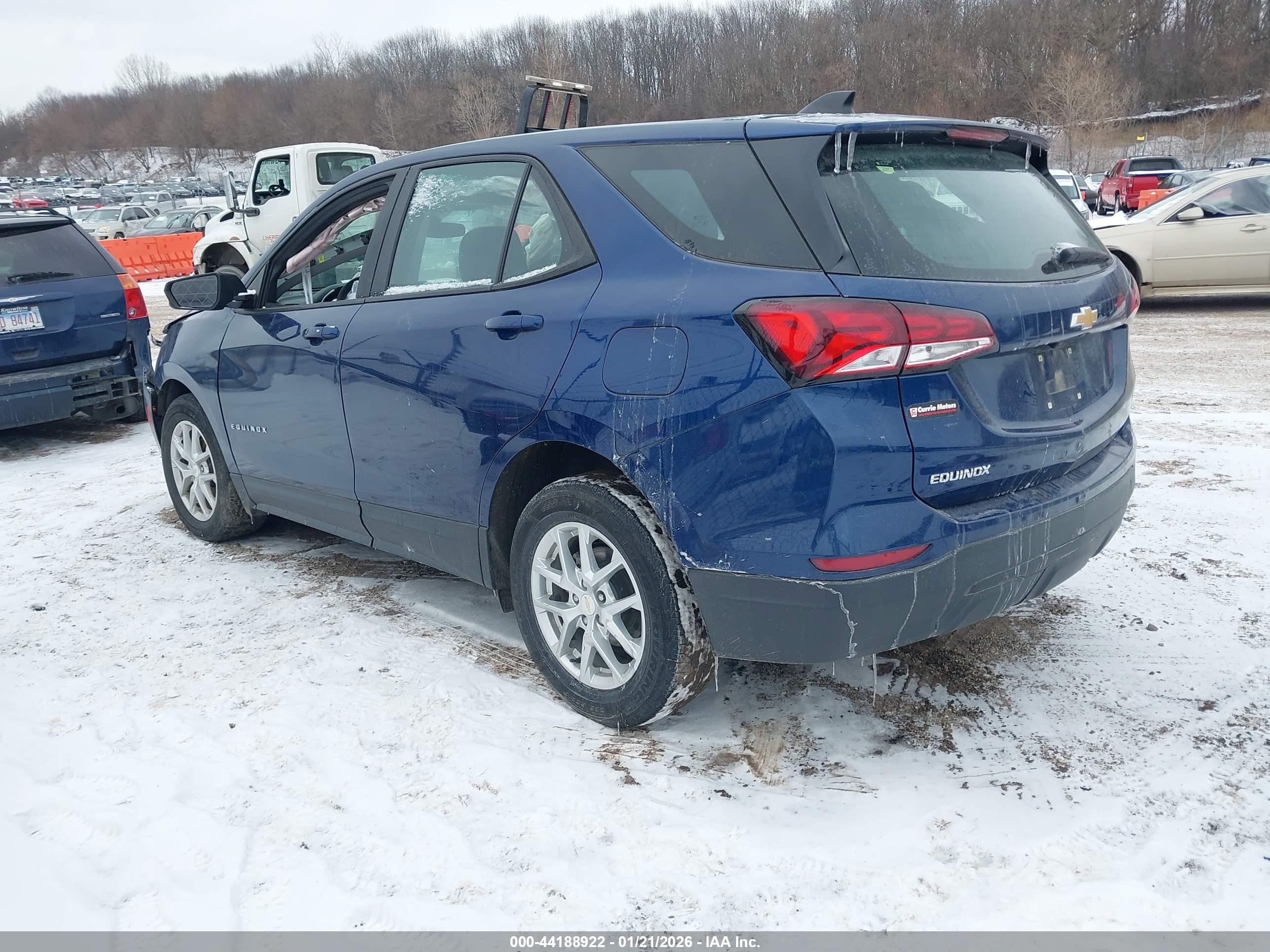 CHEVROLET EQUINOX image 3