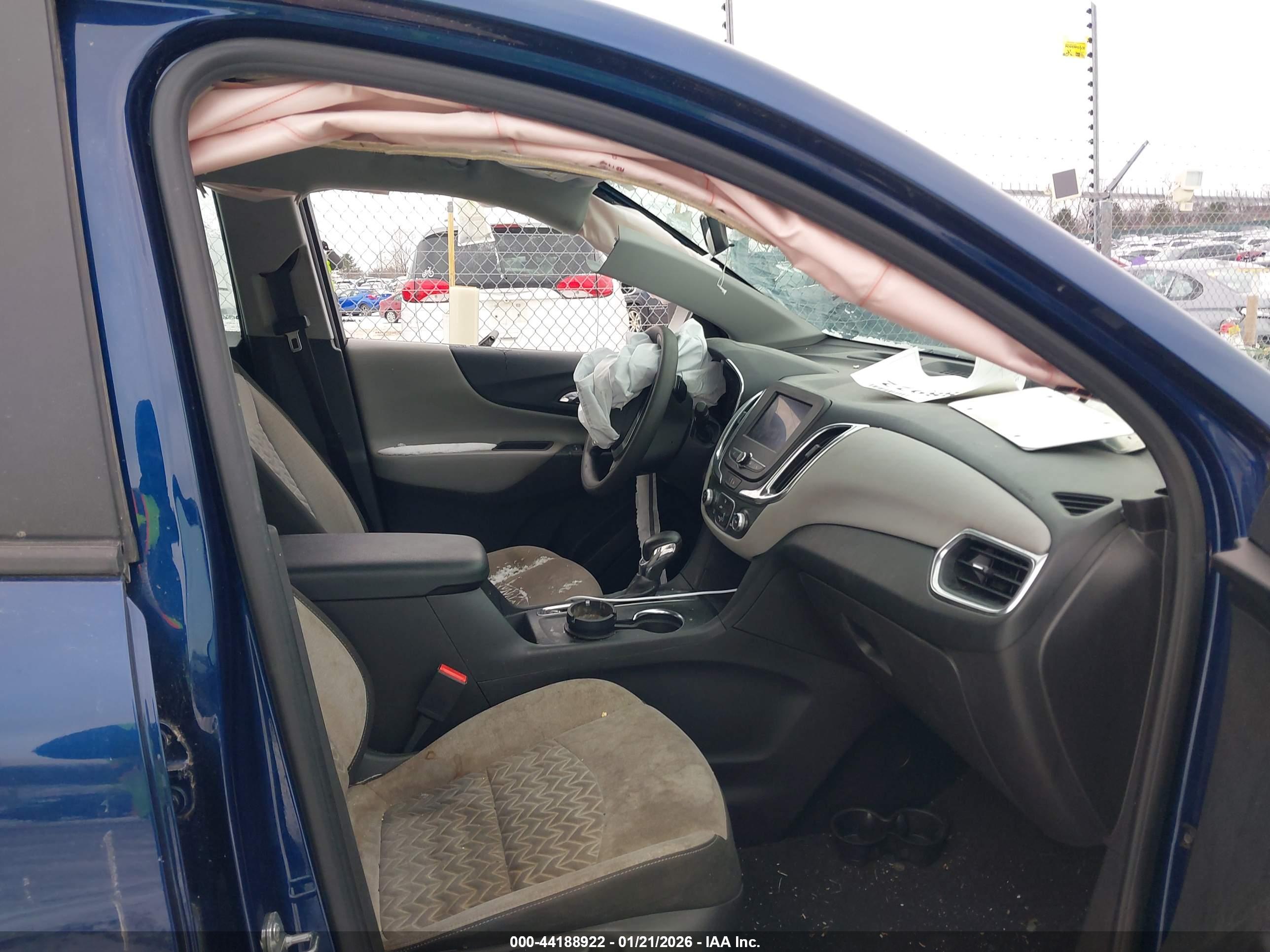 CHEVROLET EQUINOX image 5