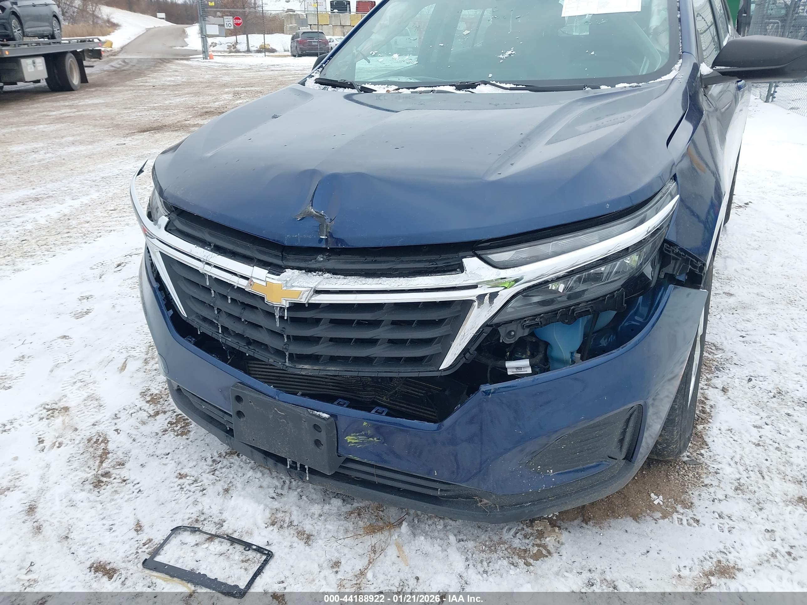 CHEVROLET EQUINOX image 6