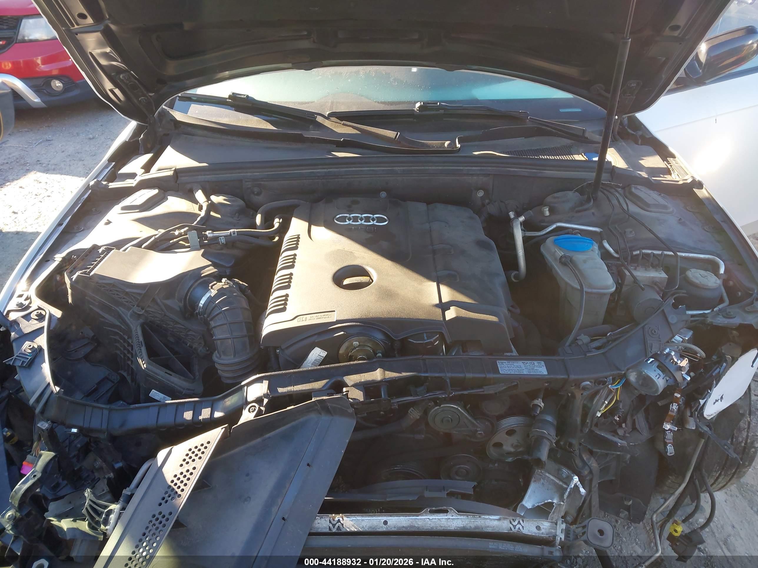 AUDI A4 image 10