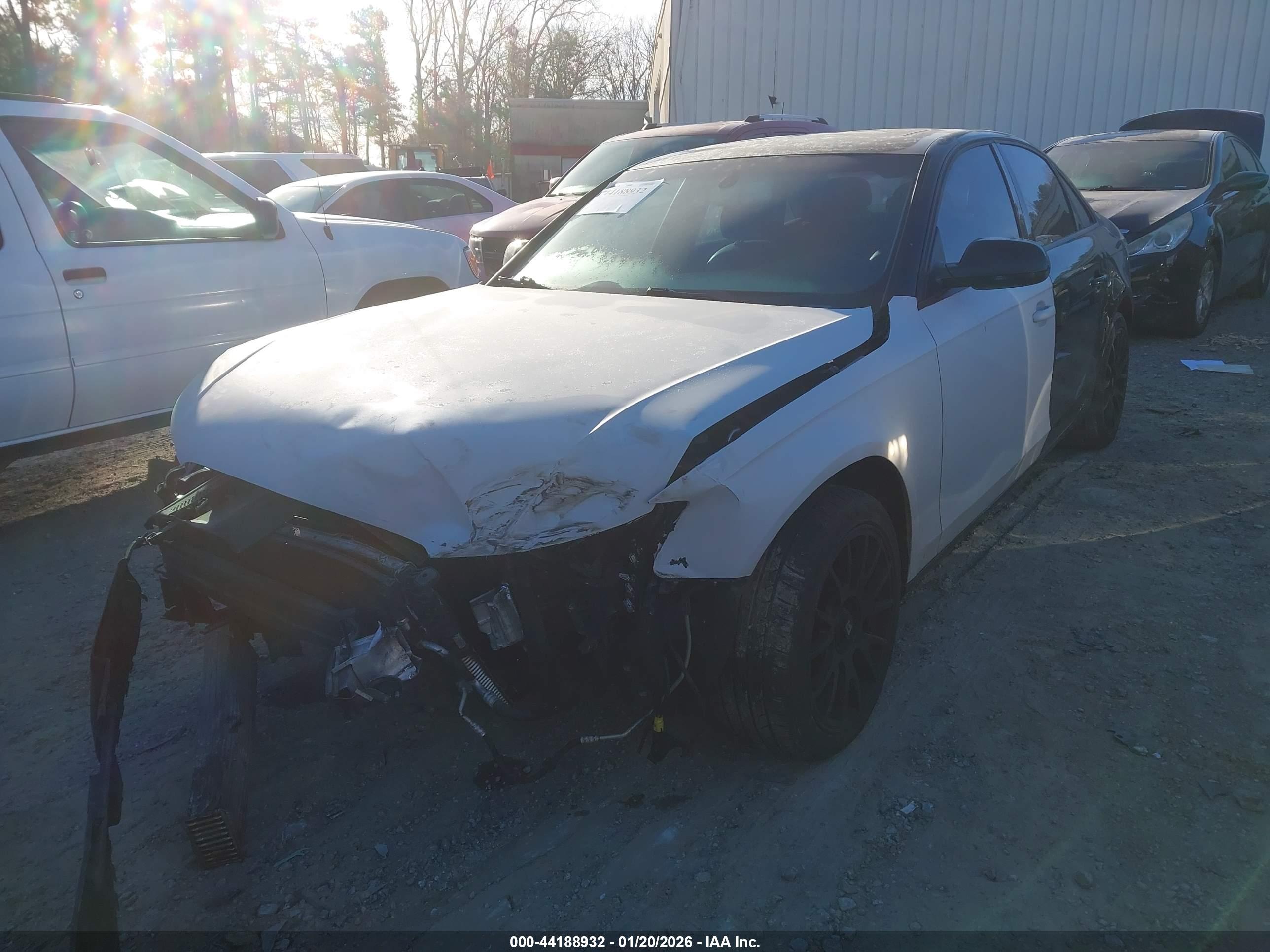 AUDI A4 image 2