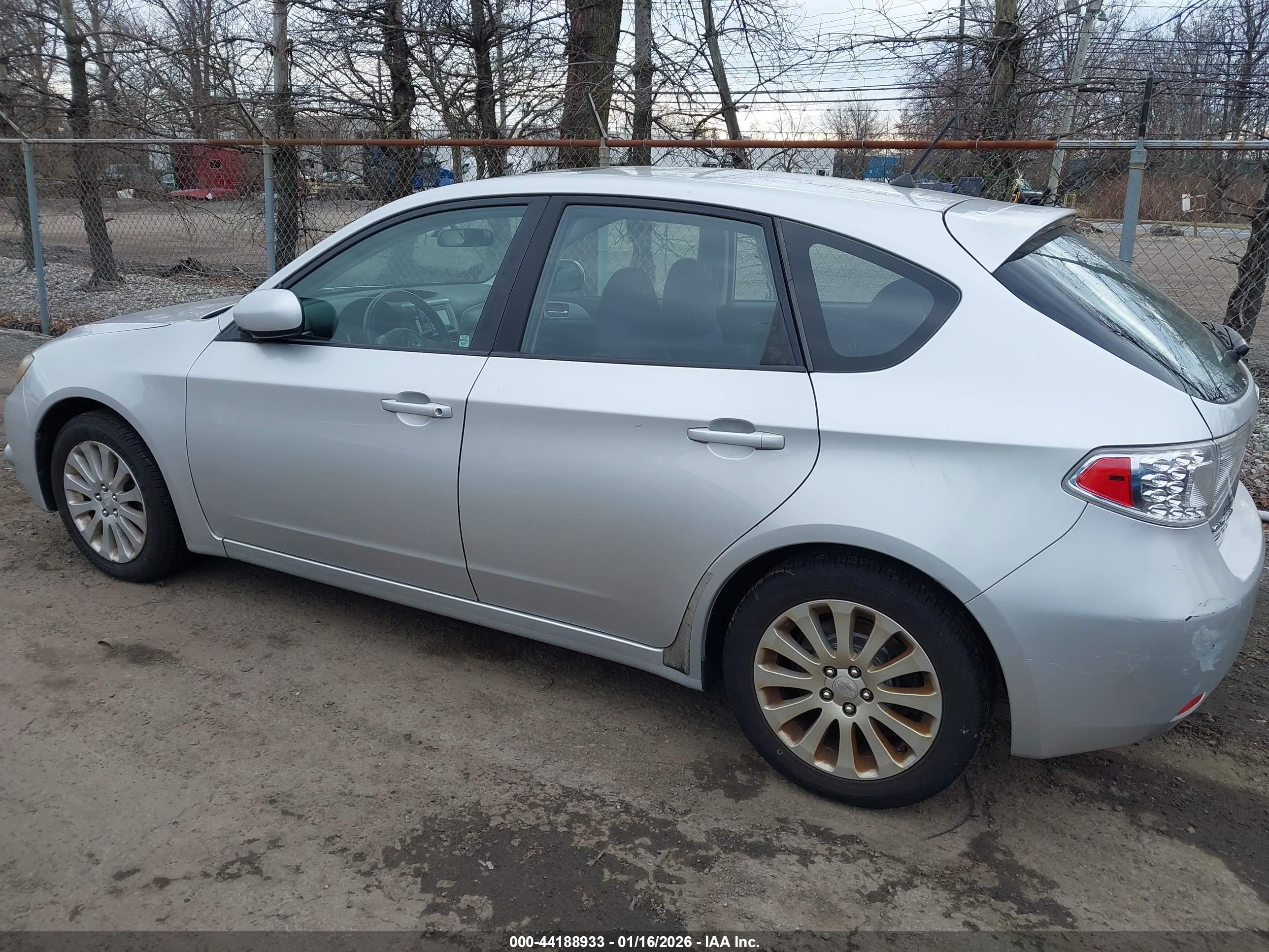 SUBARU IMPREZA image 3