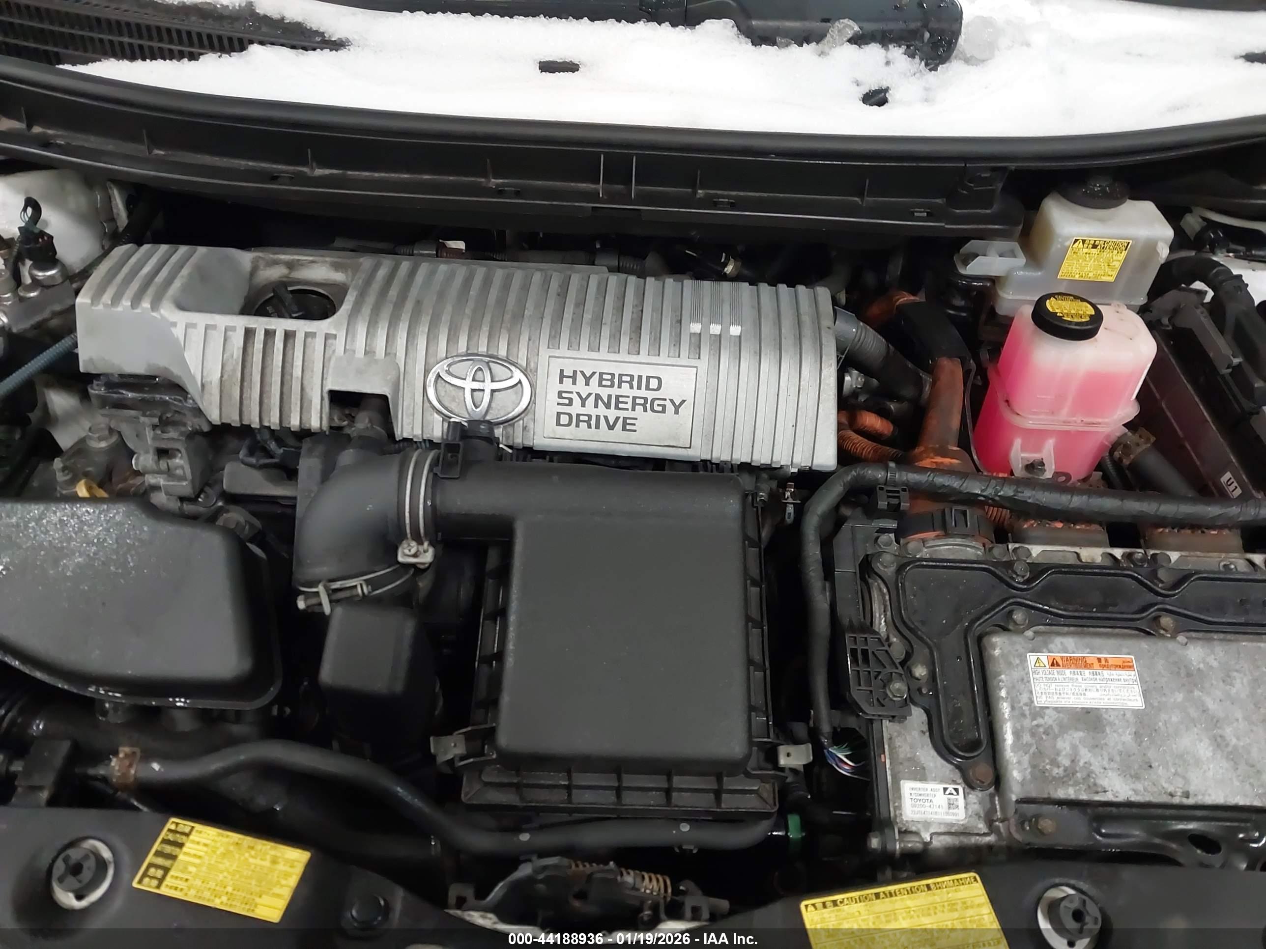 TOYOTA PRIUS image 10