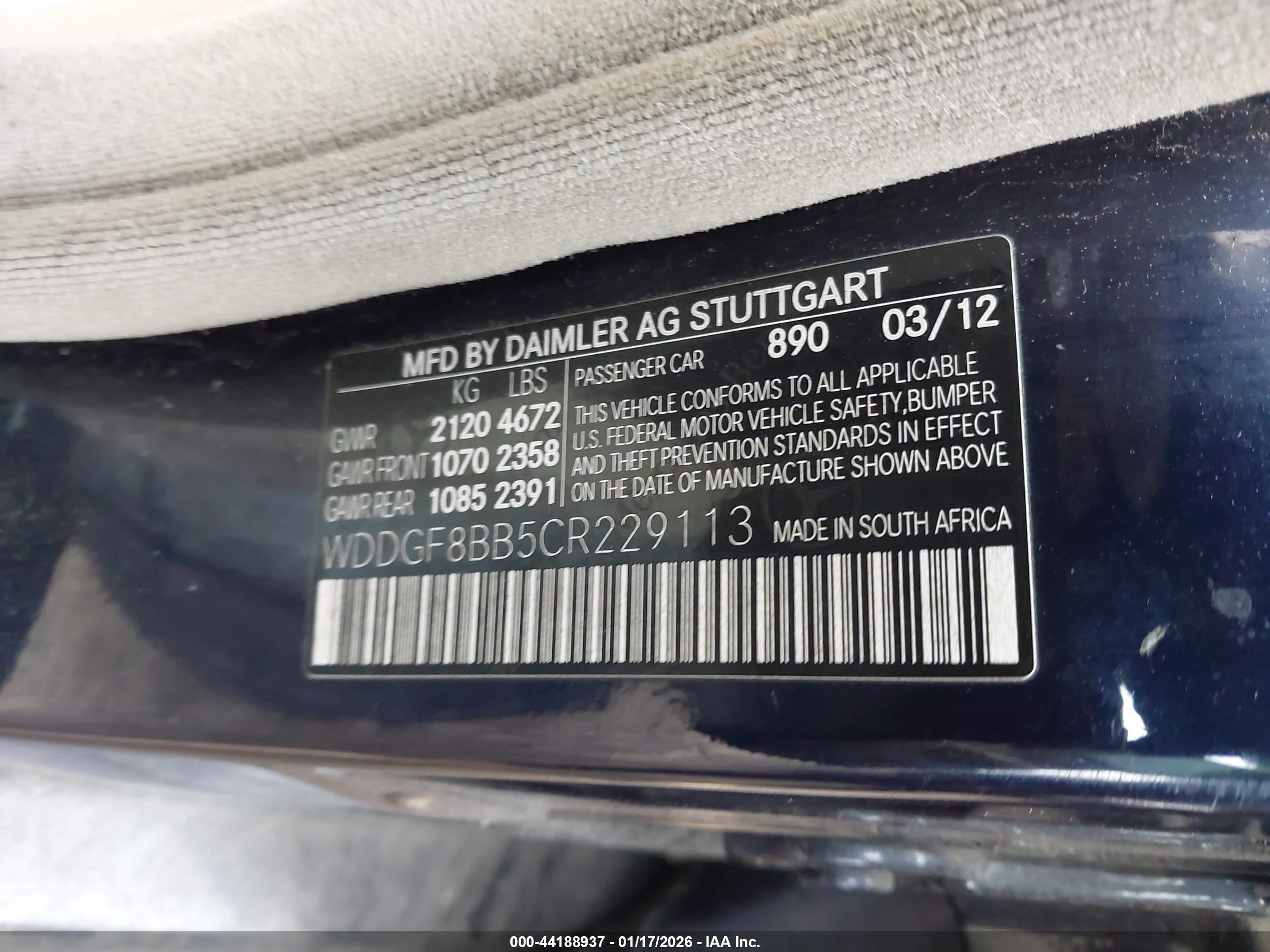 MERCEDES-BENZ C image 9