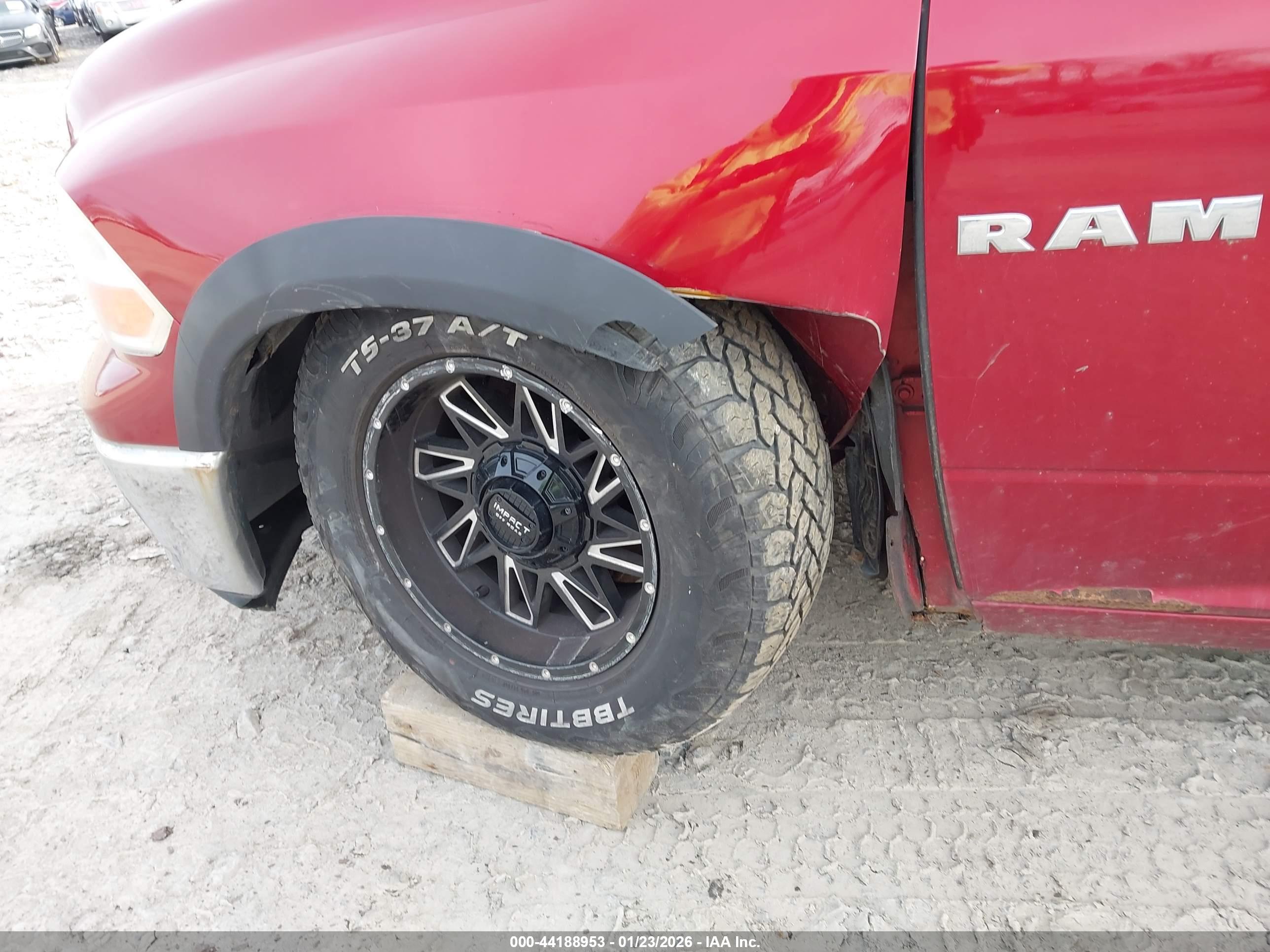 DODGE RAM image 6