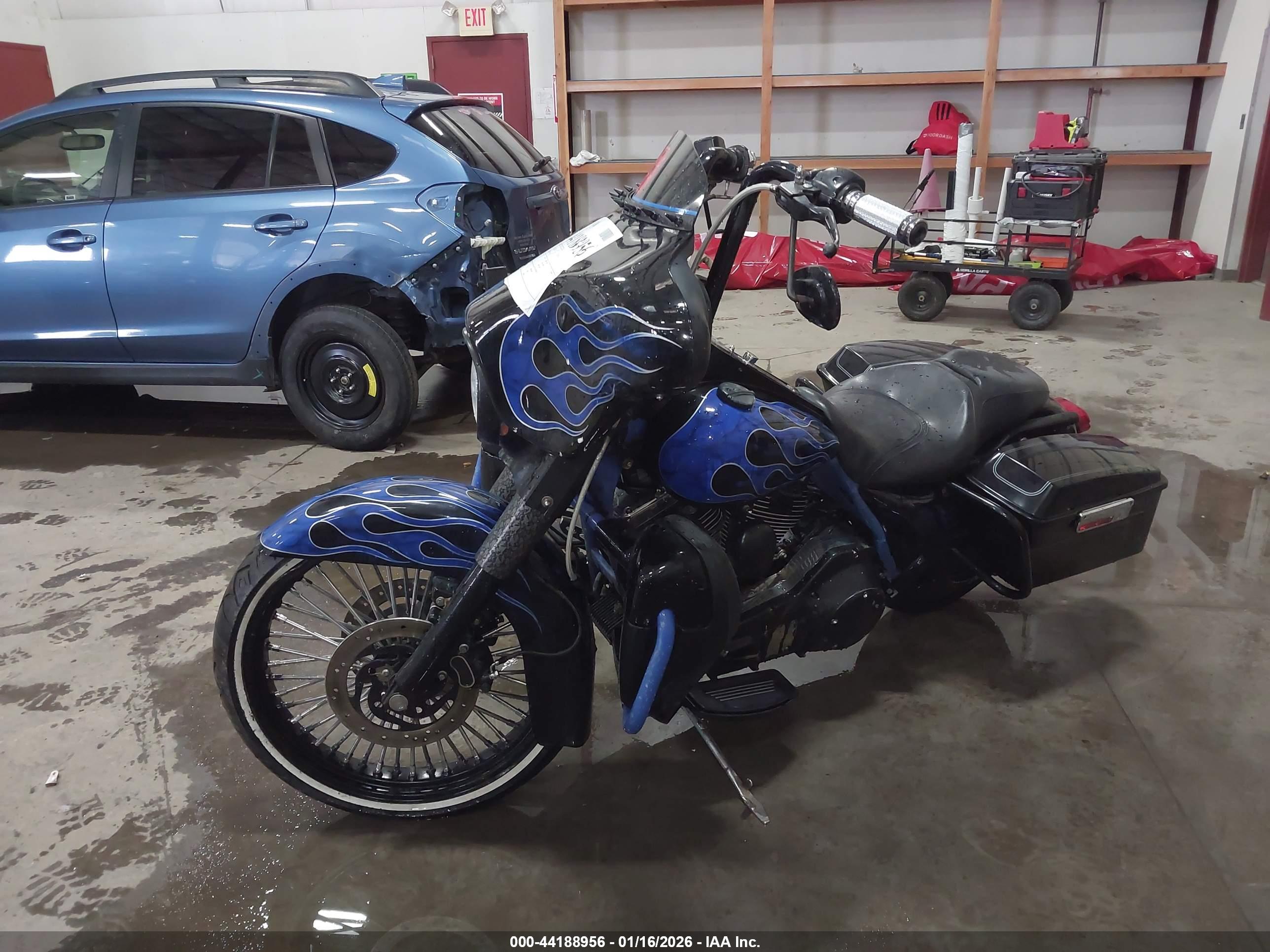 HARLEY-DAVIDSON FLHRI image 2