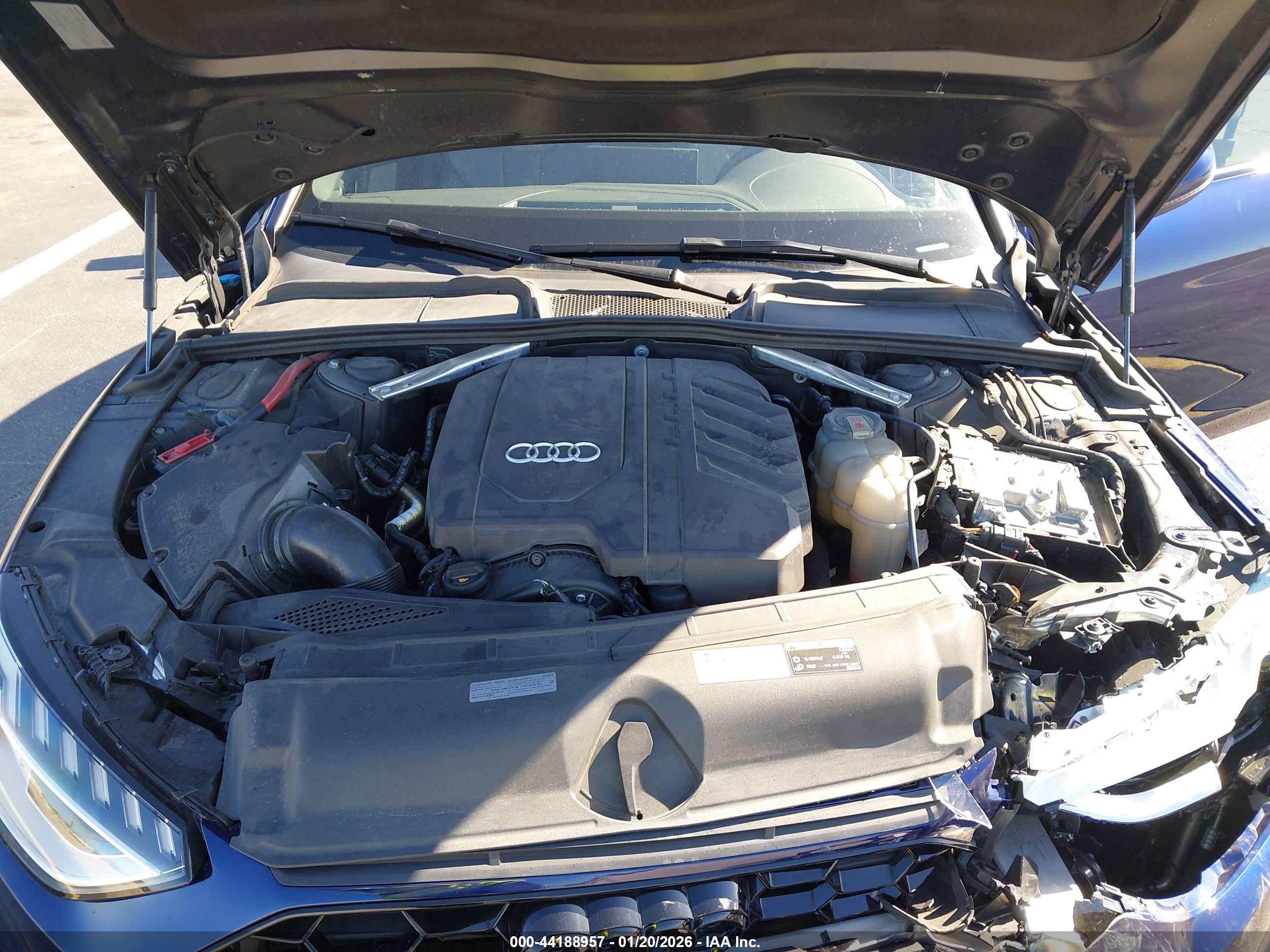 AUDI A4 image 10