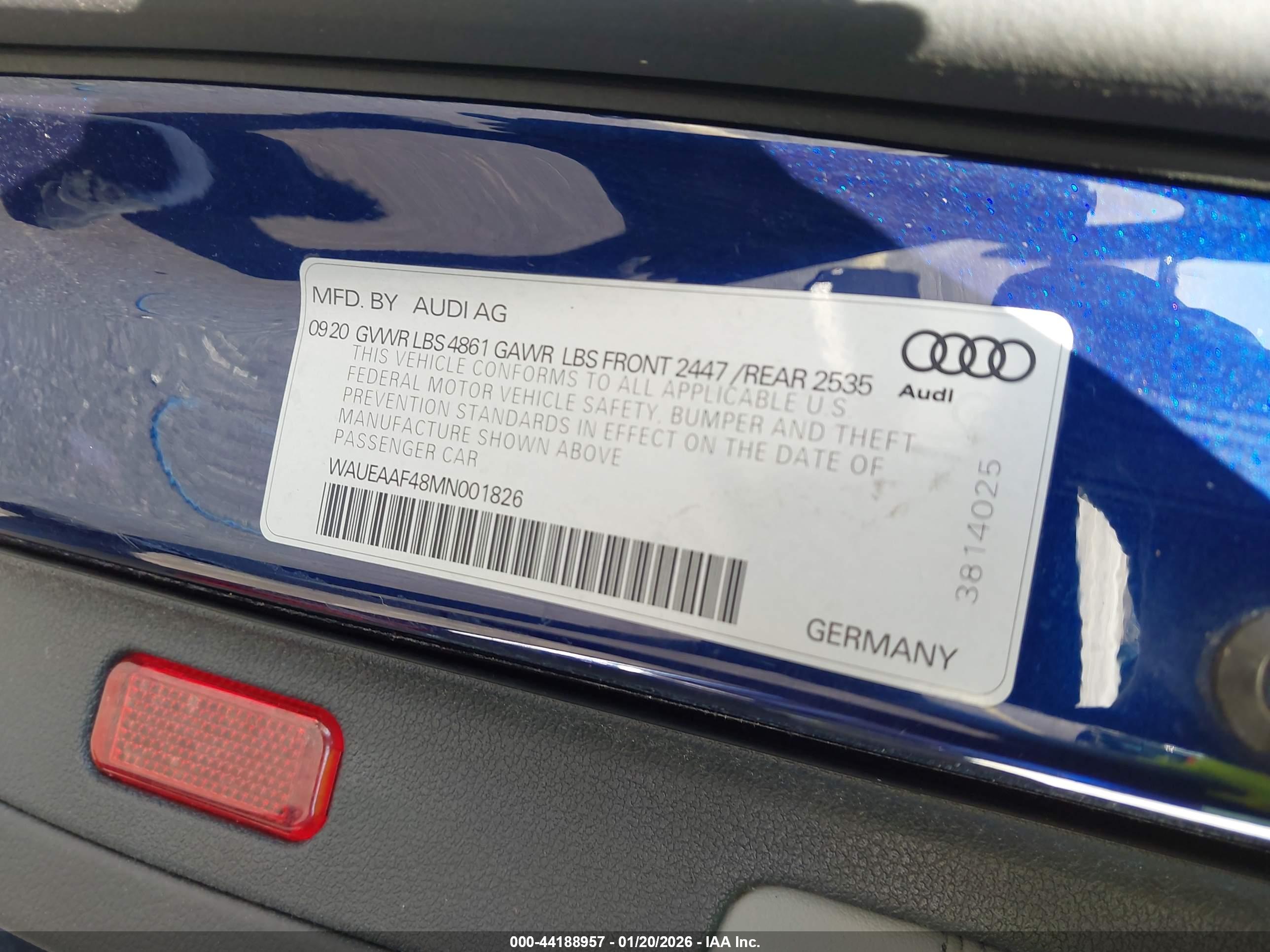 AUDI A4 image 9