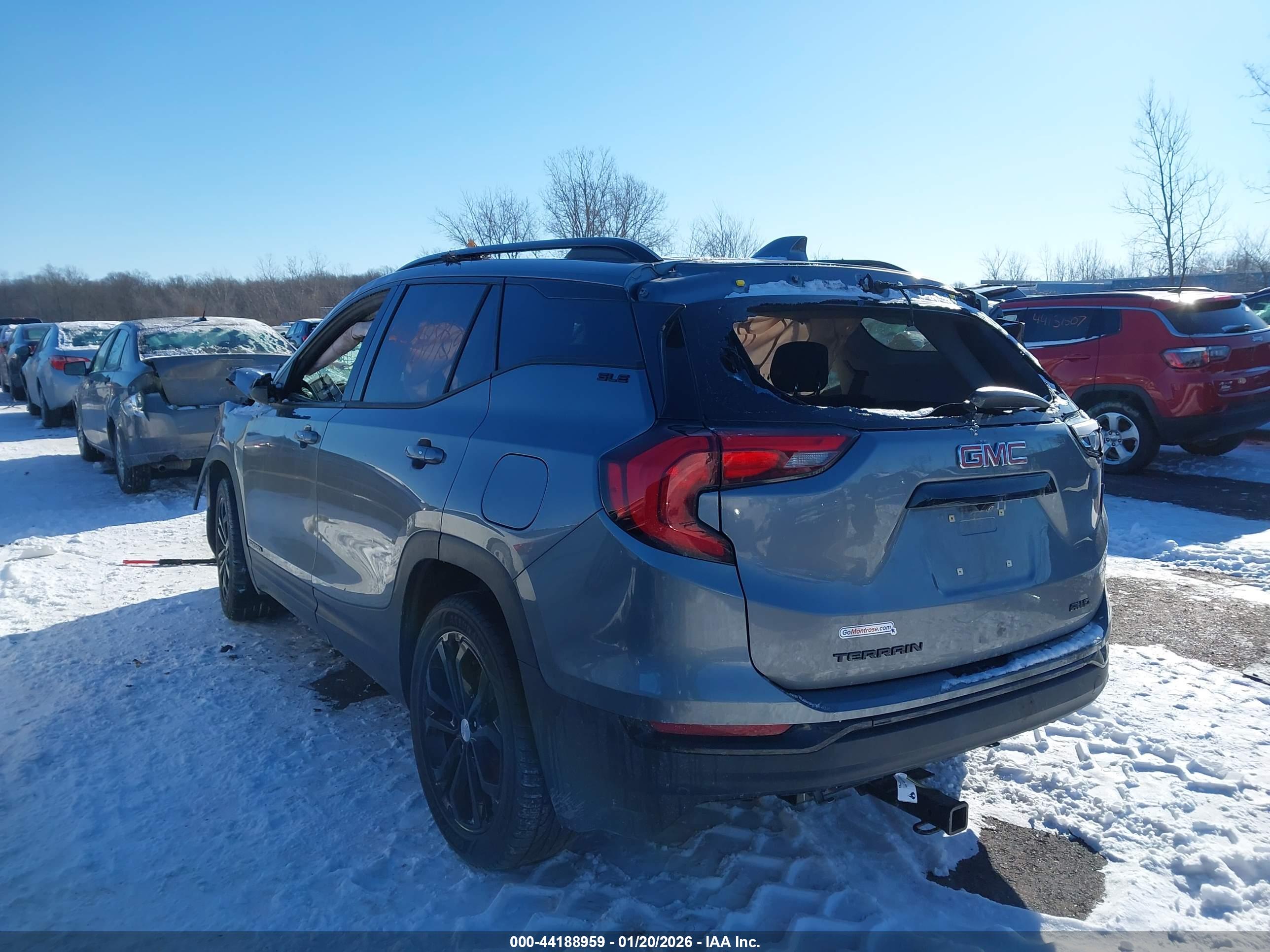 GMC TERRAIN image 3
