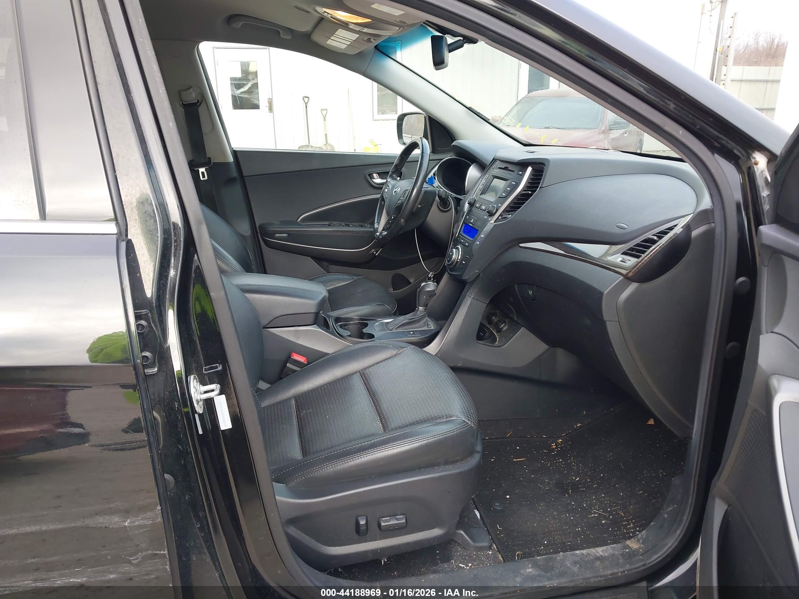 HYUNDAI SANTA image 5