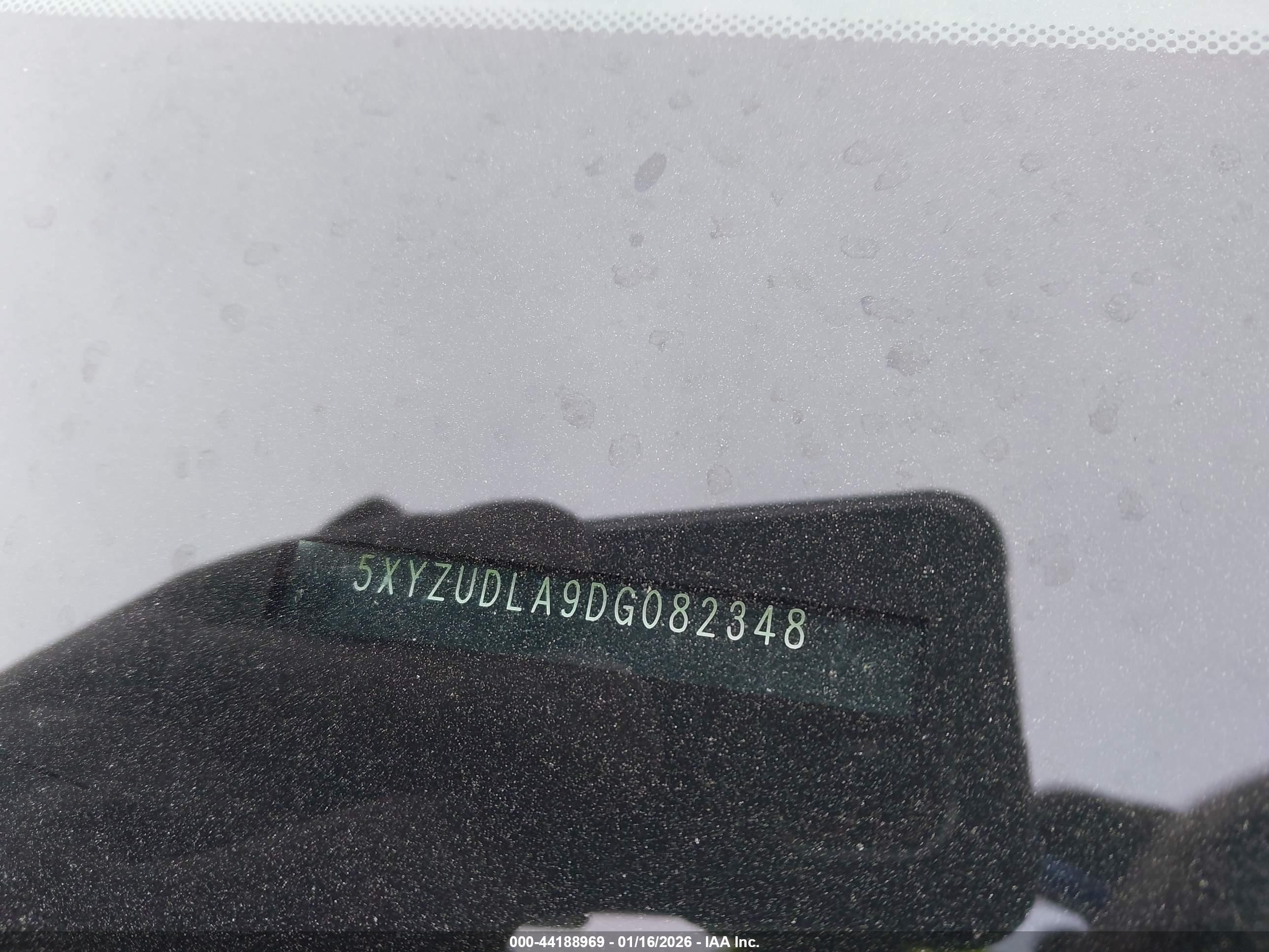 HYUNDAI SANTA image 9