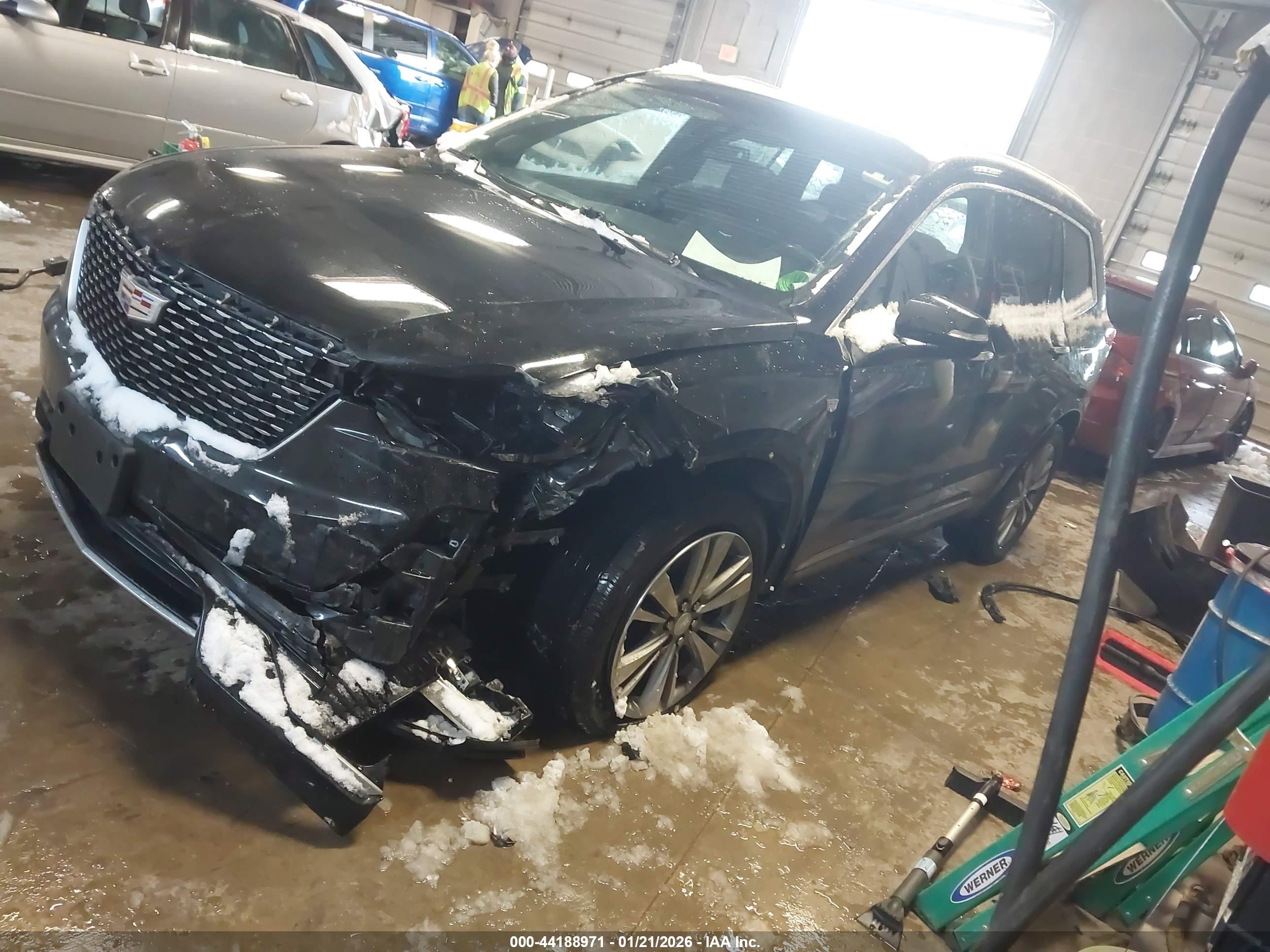 CADILLAC XT6 image 2