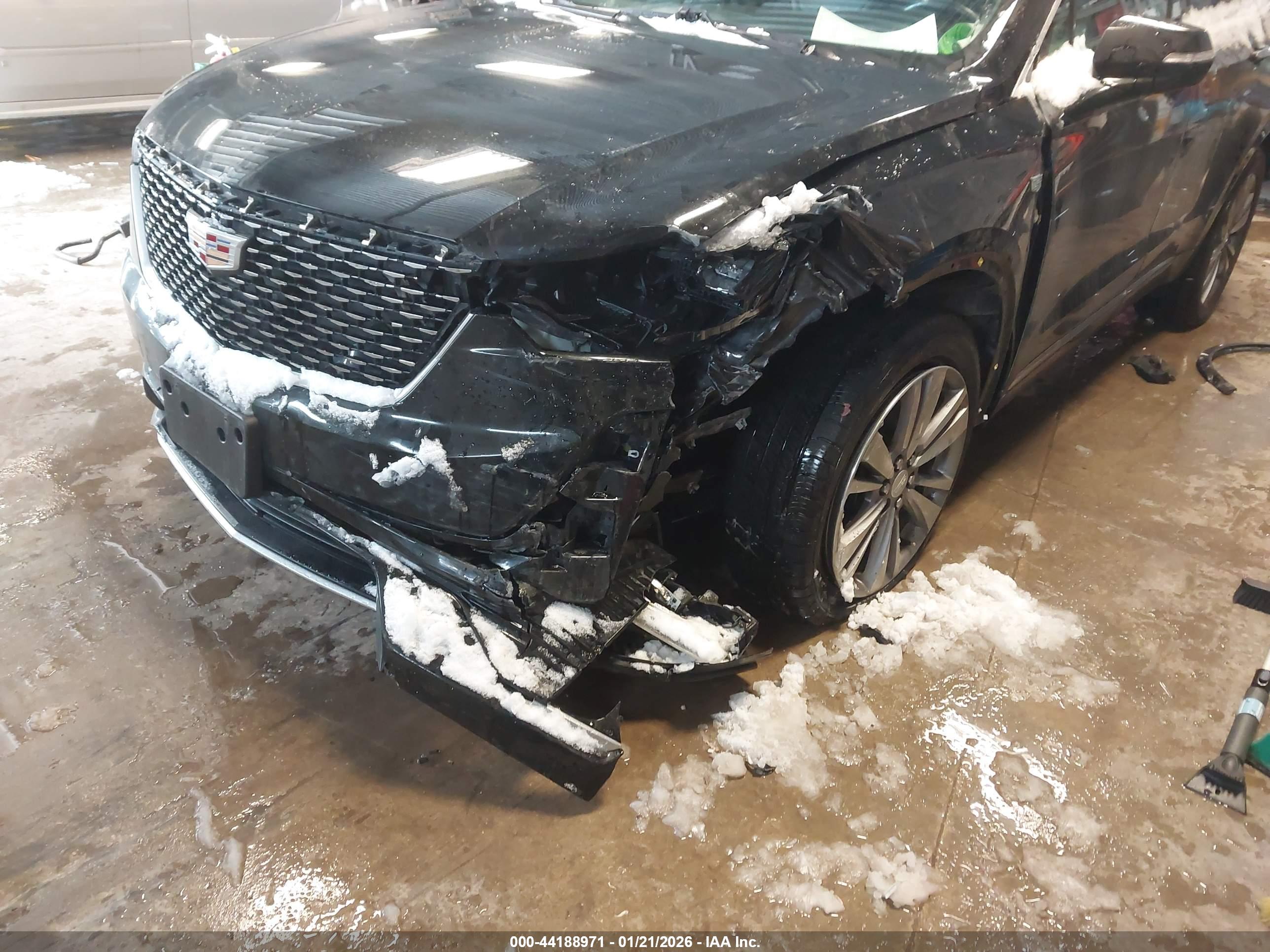 CADILLAC XT6 image 6