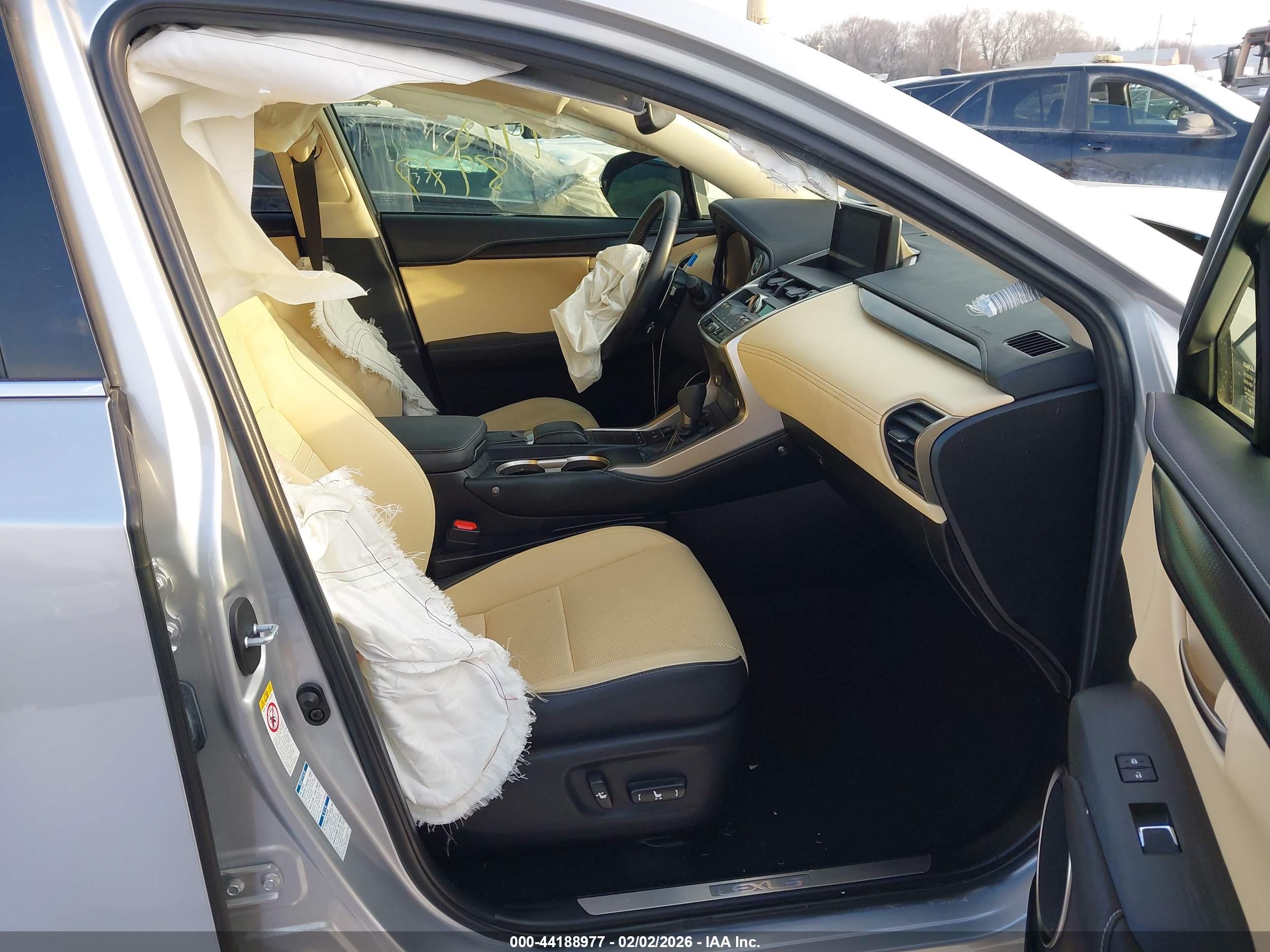 LEXUS NX image 5