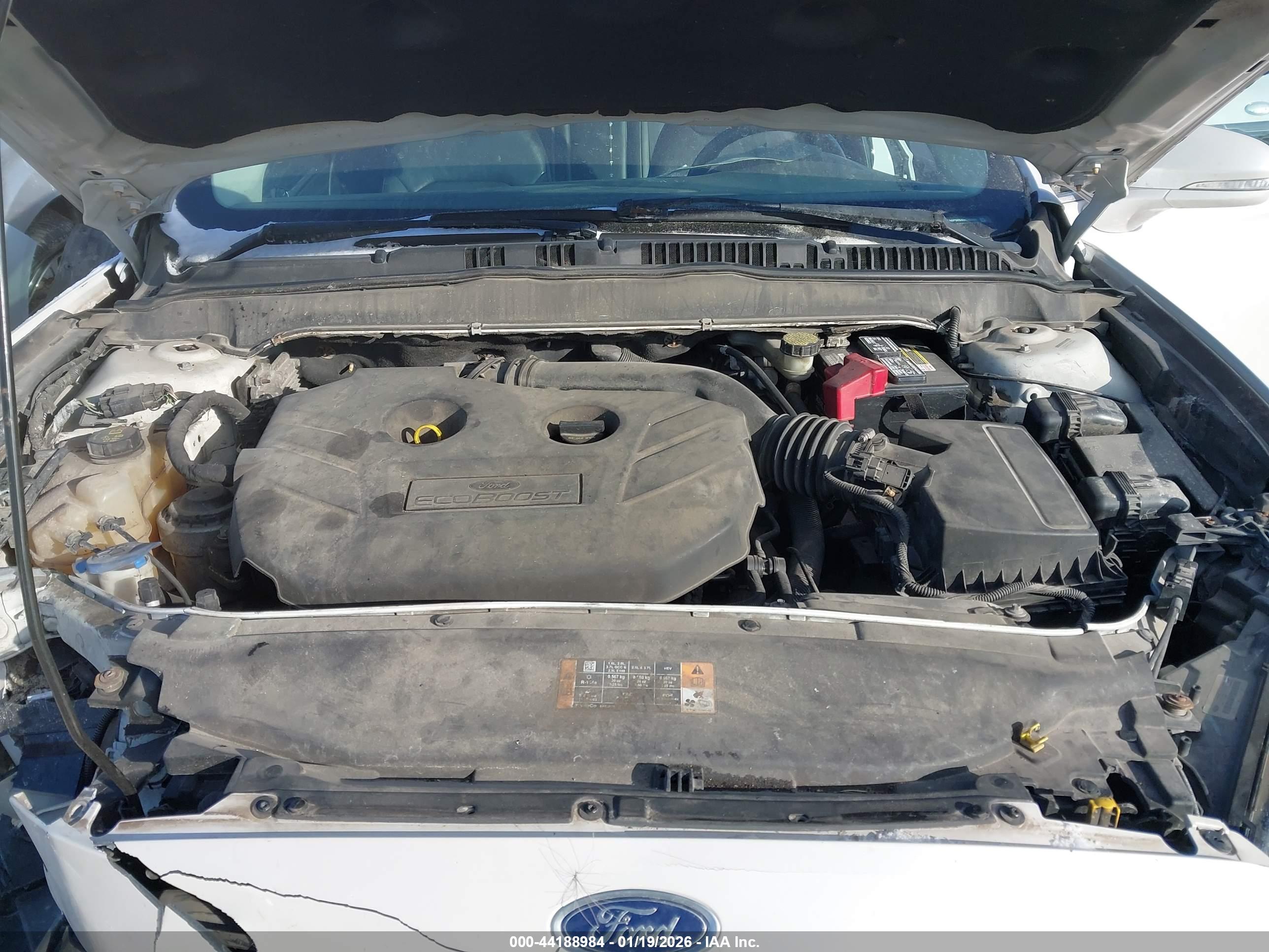 FORD FUSION image 10