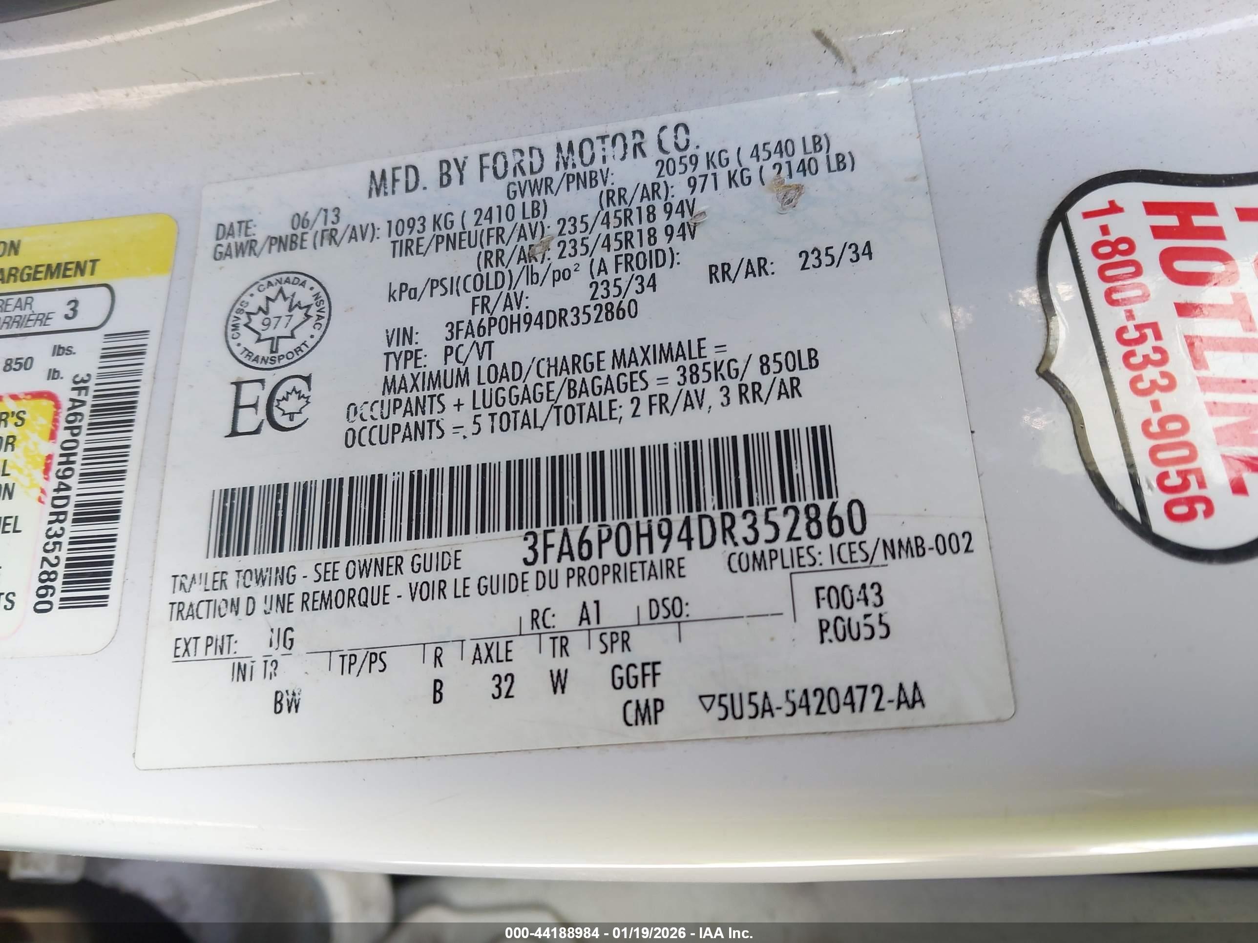 FORD FUSION image 9