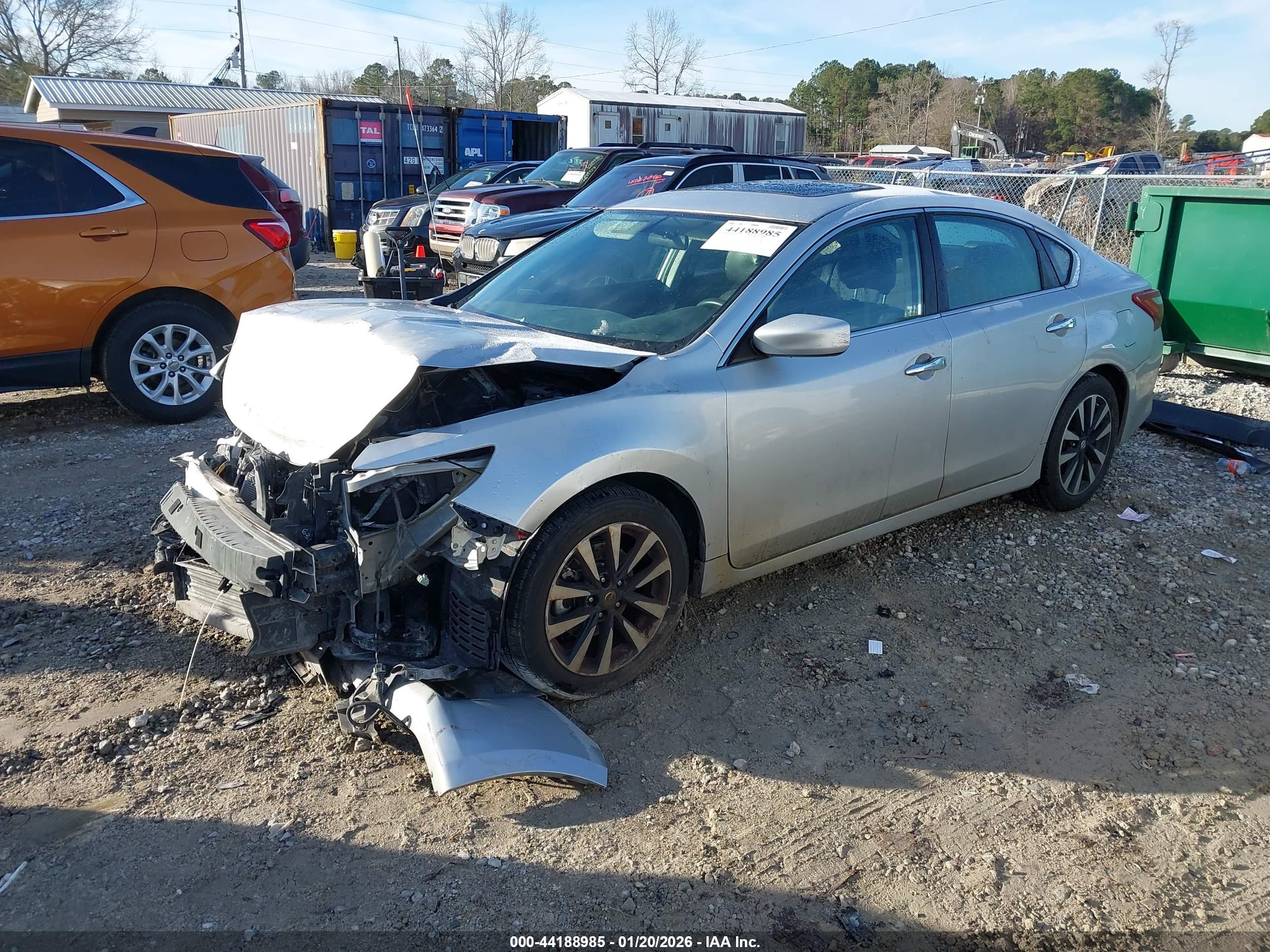NISSAN ALTIMA image 2