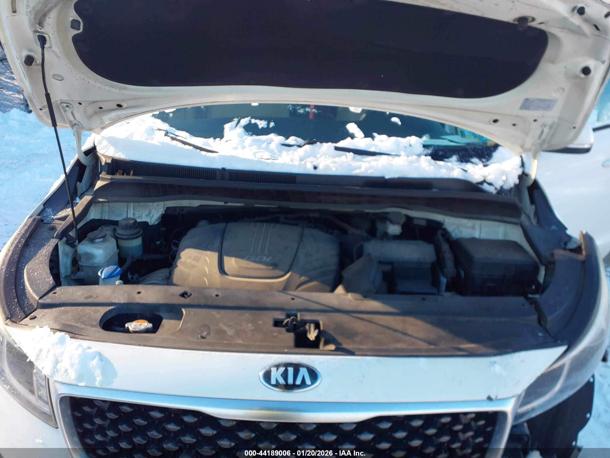 KIA SEDONA image 10