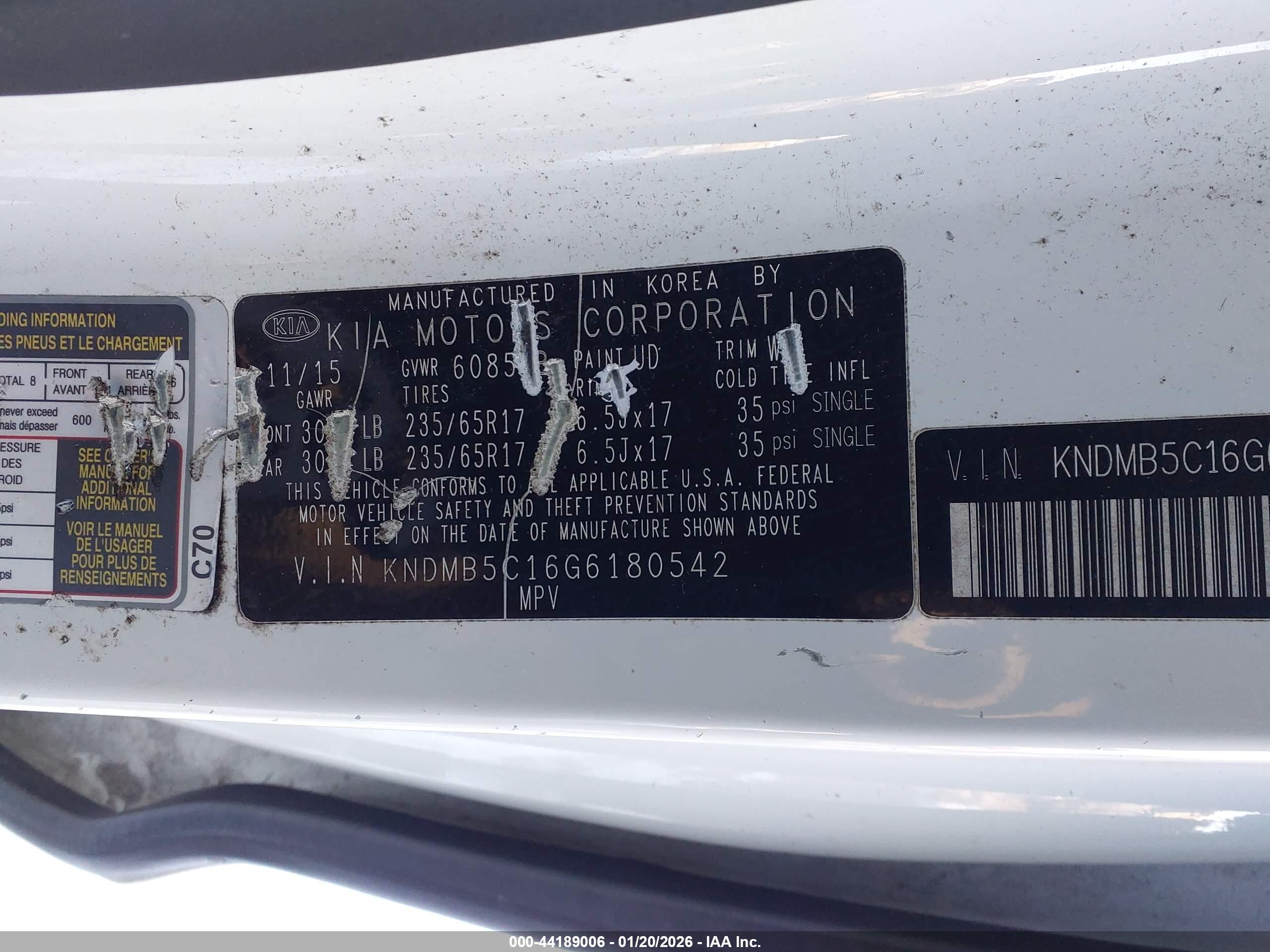 KIA SEDONA image 9