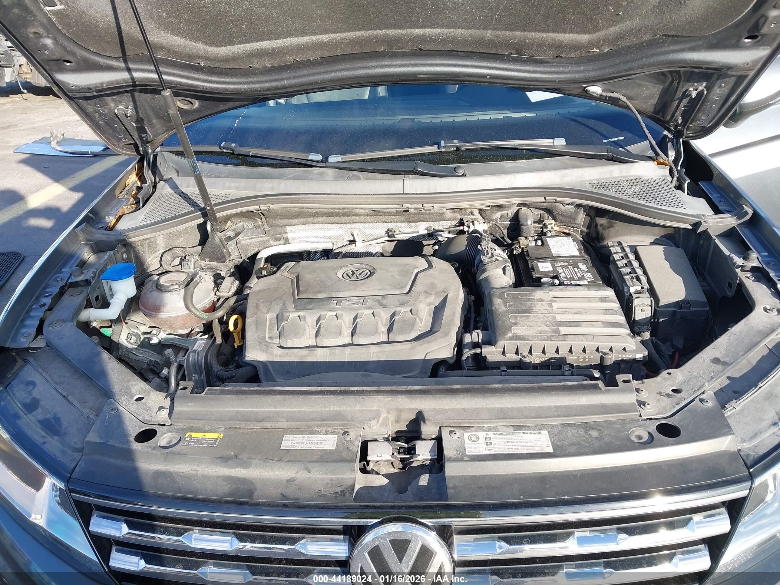 VOLKSWAGEN TIGUAN image 10