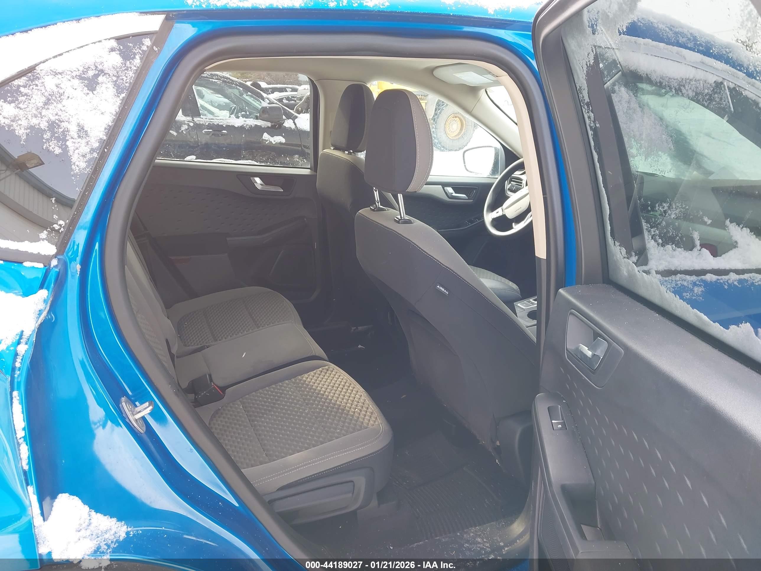FORD ESCAPE image 8