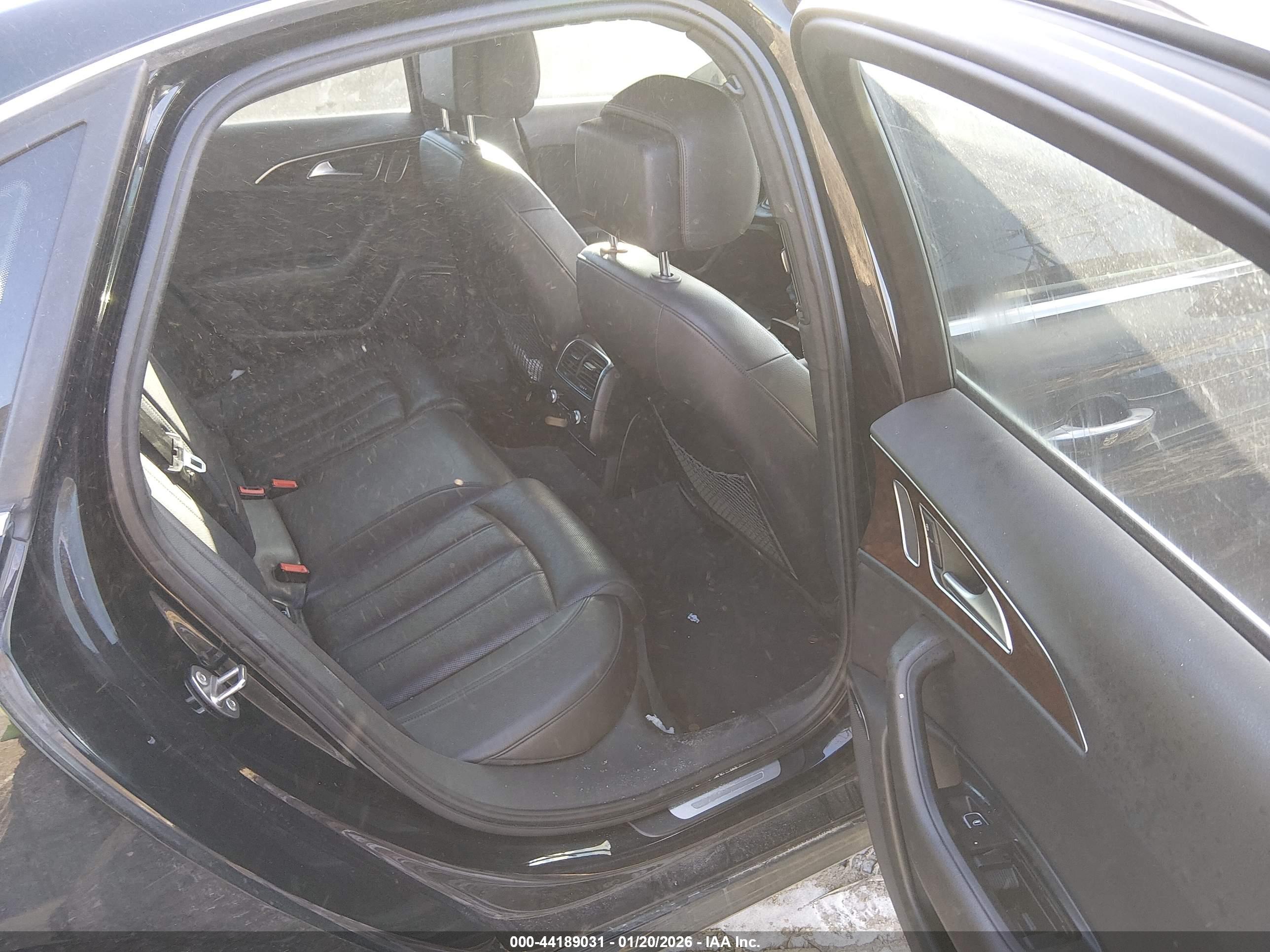 AUDI A6 image 8