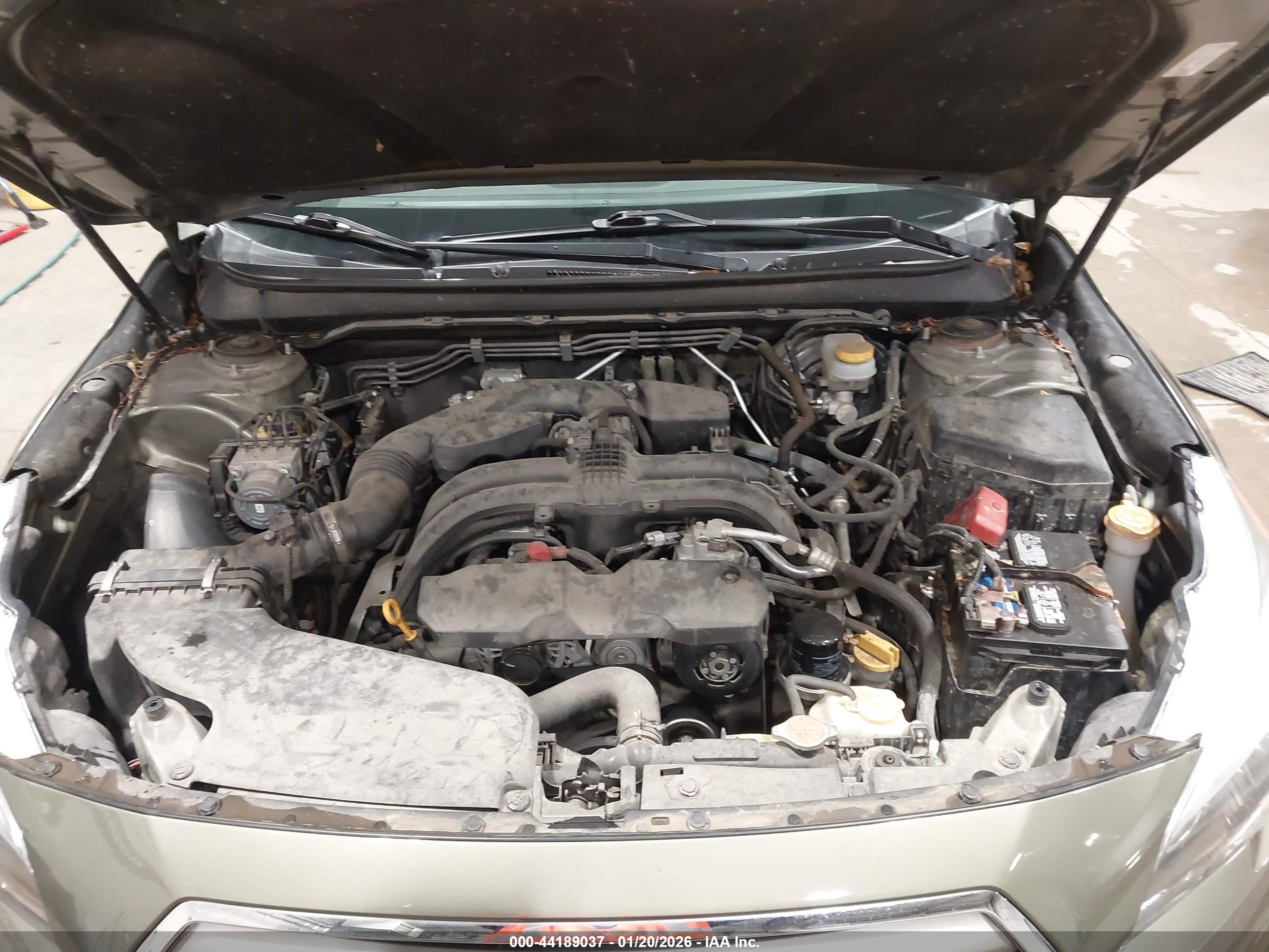 SUBARU OUTBACK image 10