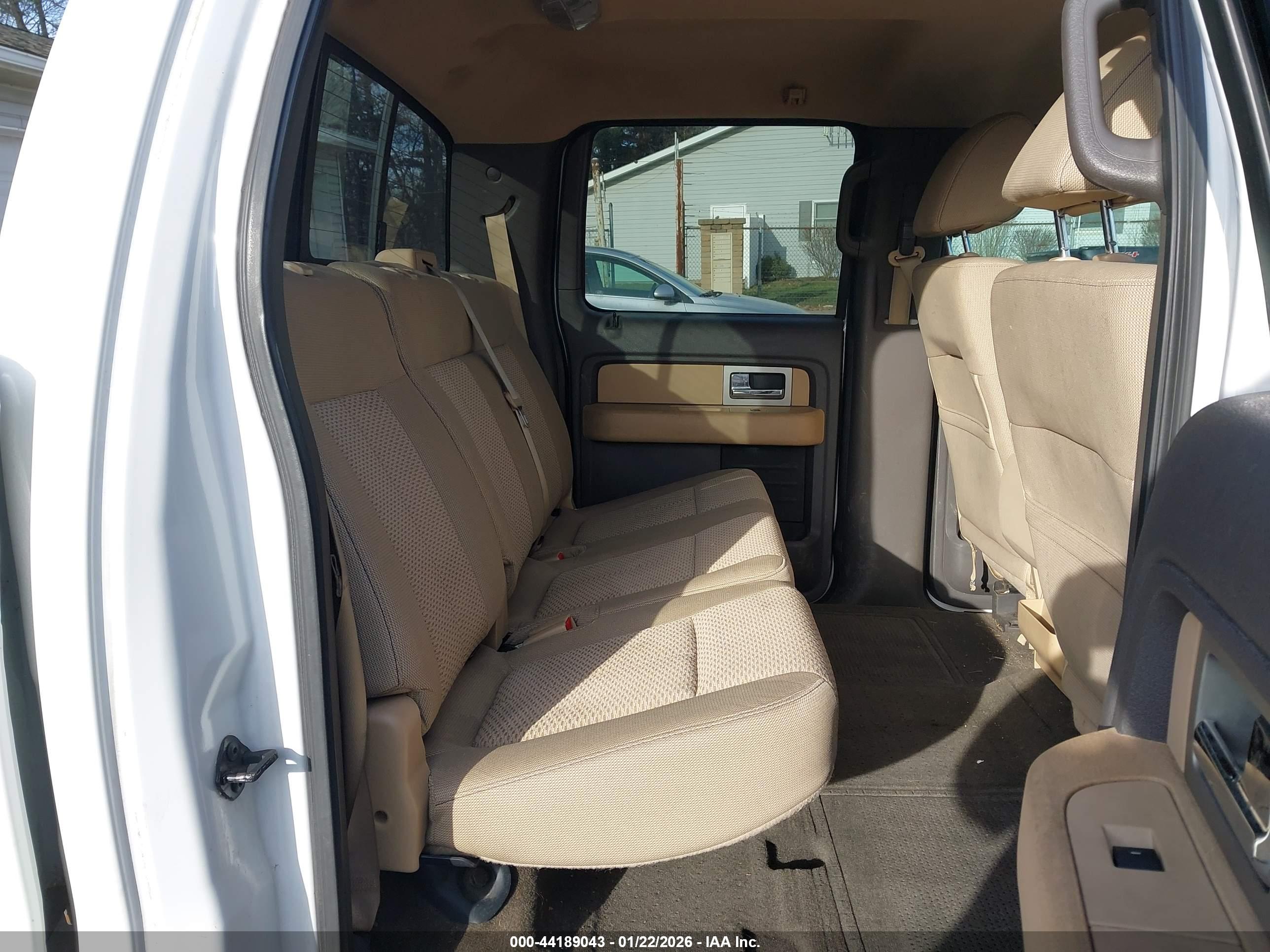 FORD F-150 image 8