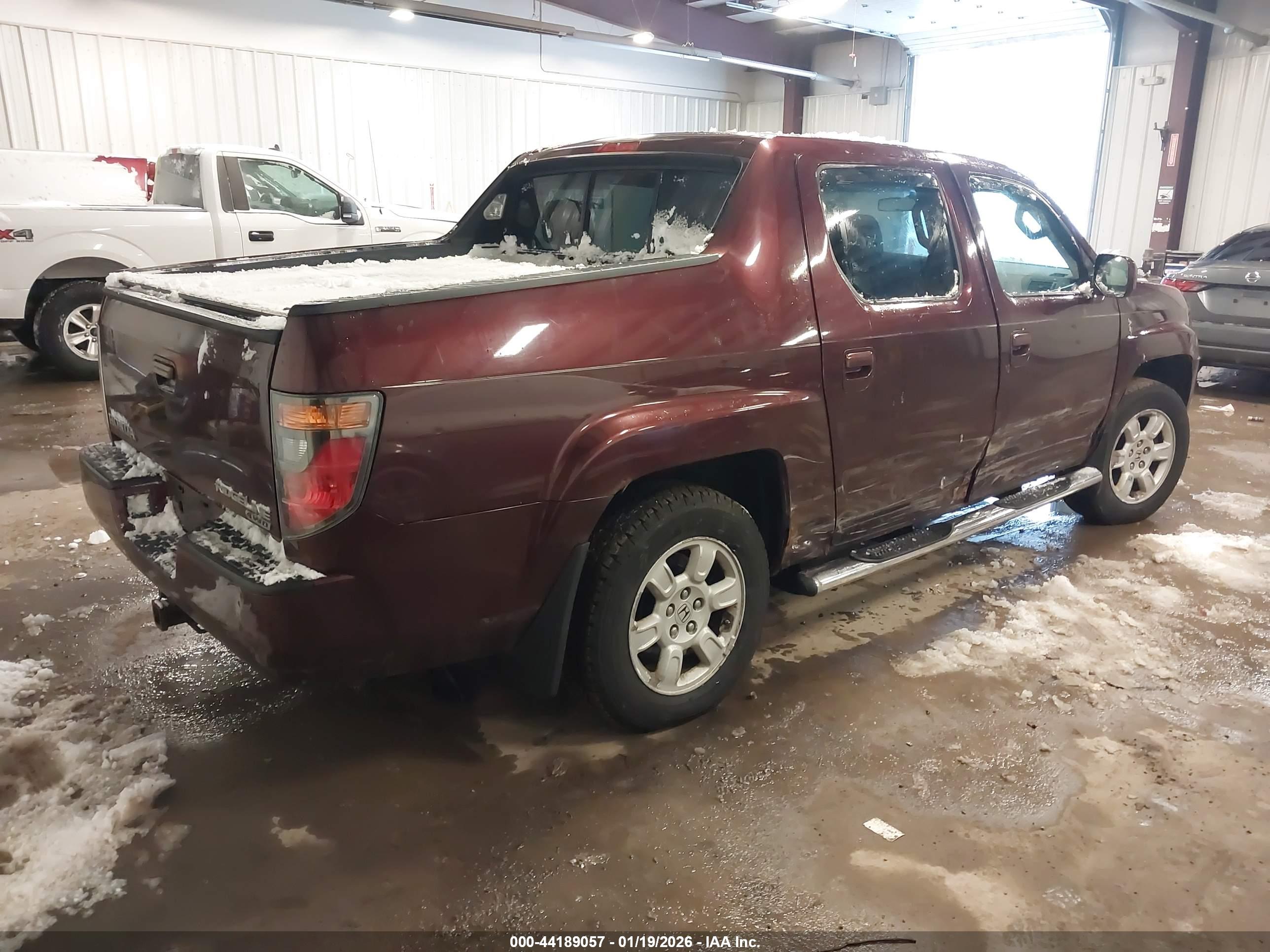 HONDA RIDGELINE image 4