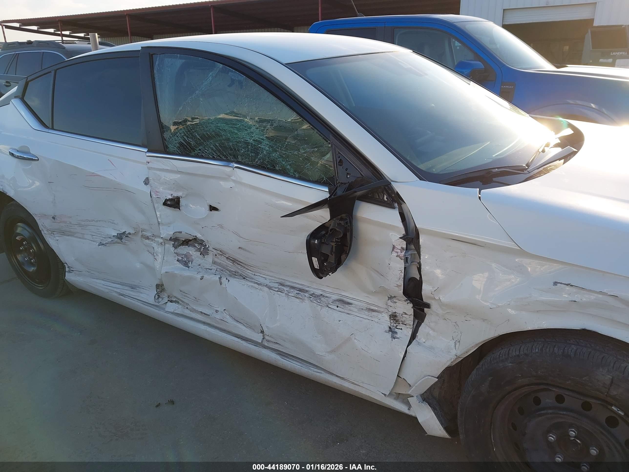 NISSAN ALTIMA image 6