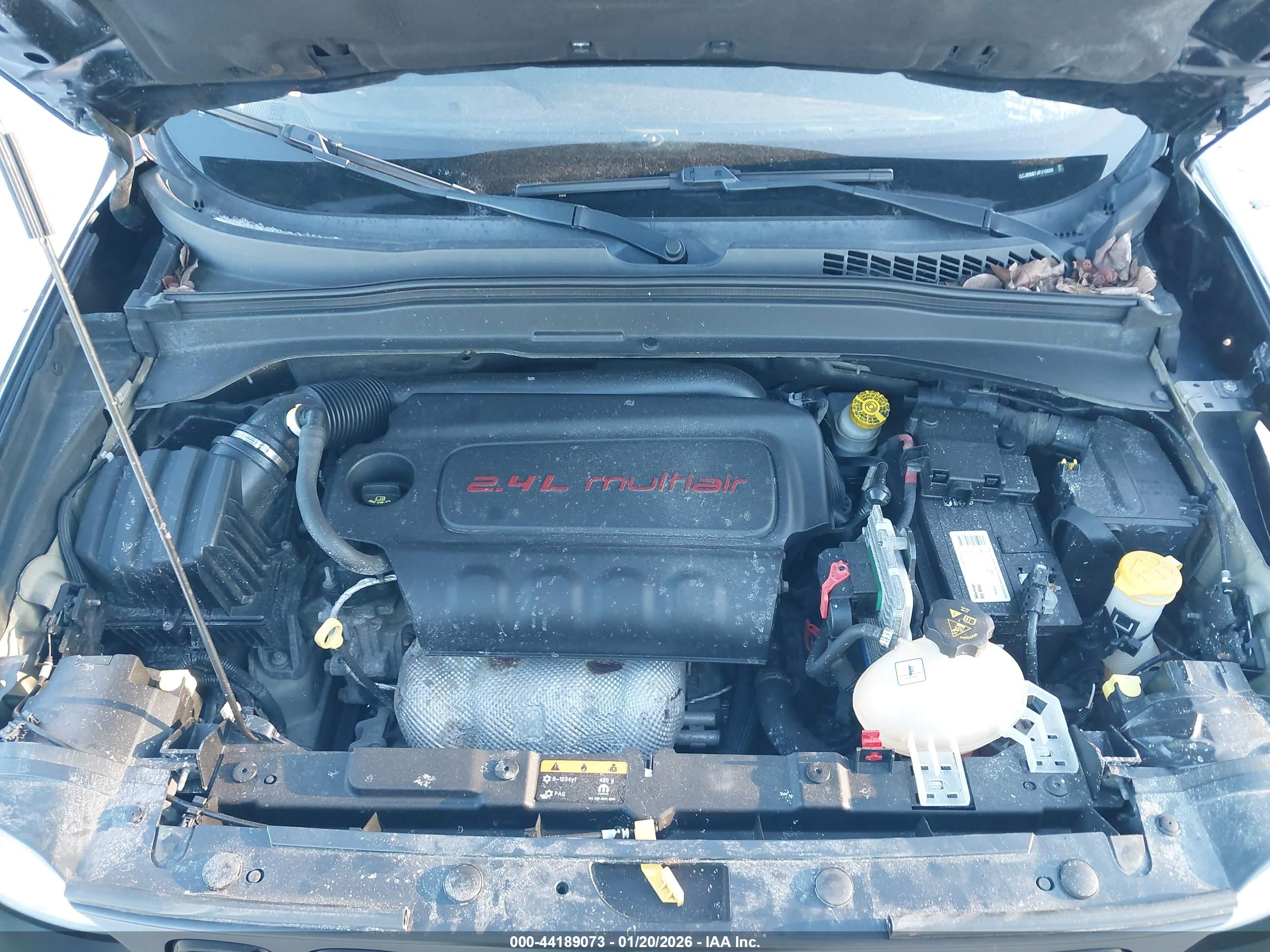 JEEP RENEGADE image 10
