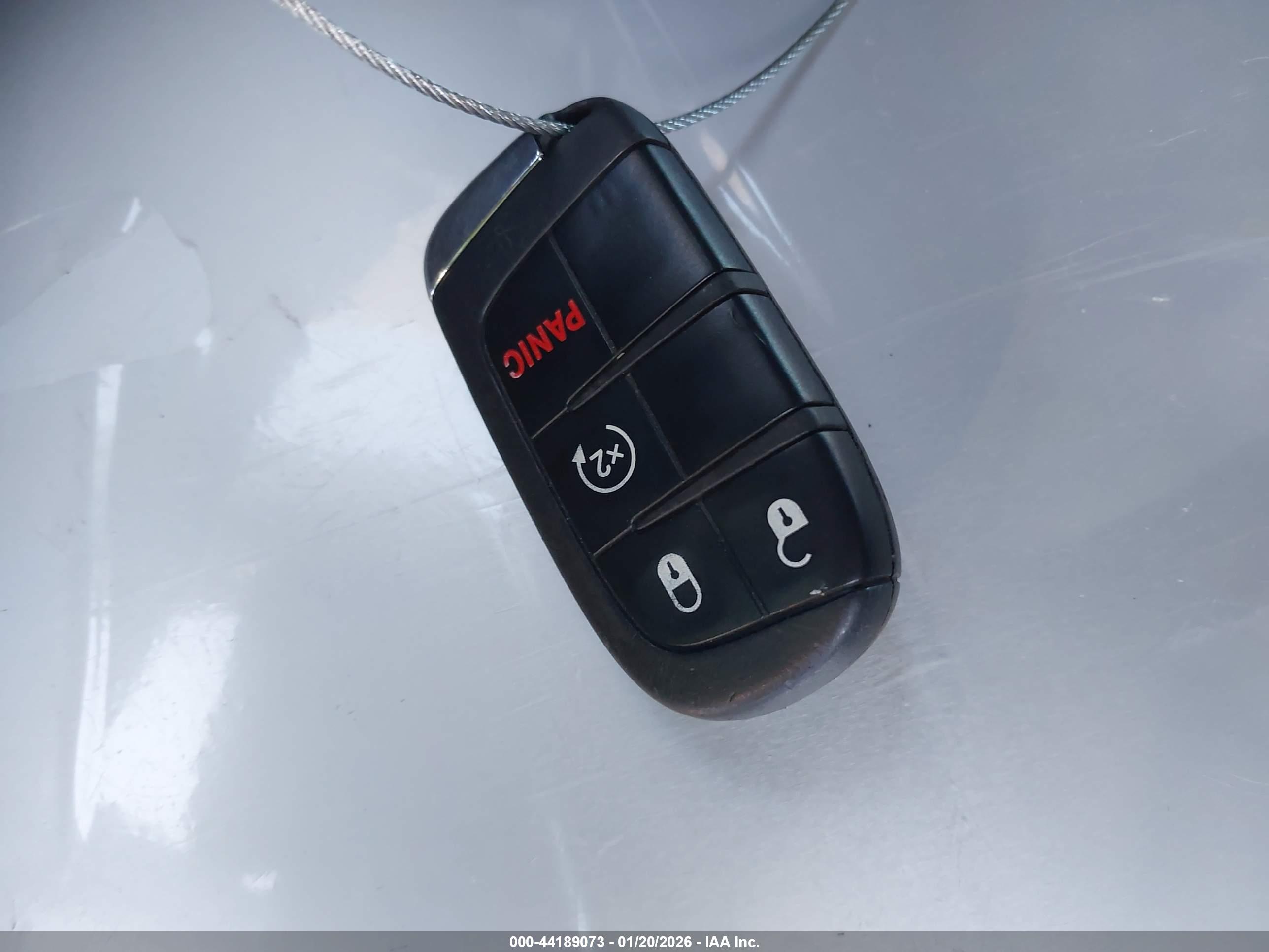 JEEP RENEGADE image 11