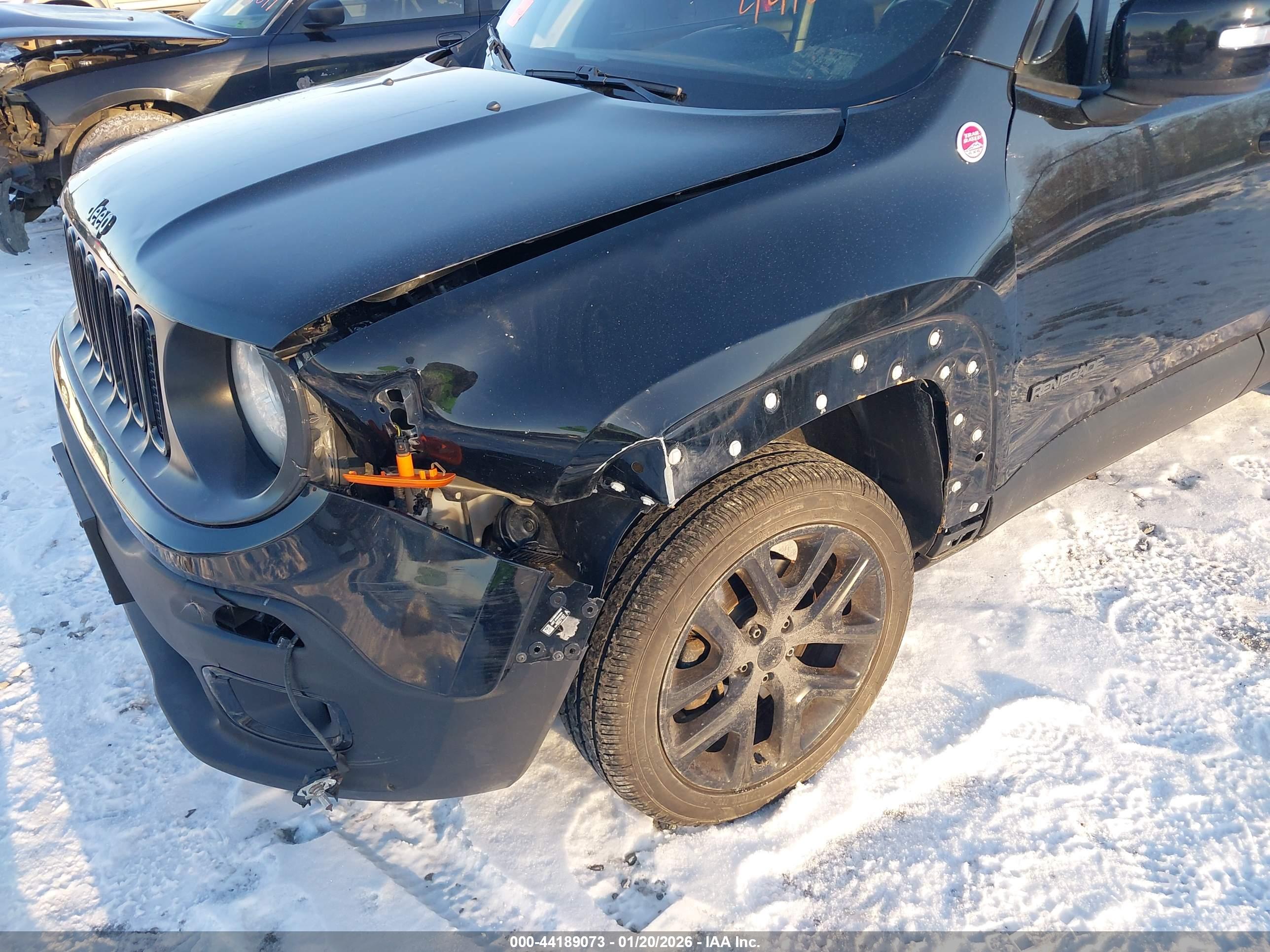 JEEP RENEGADE image 6