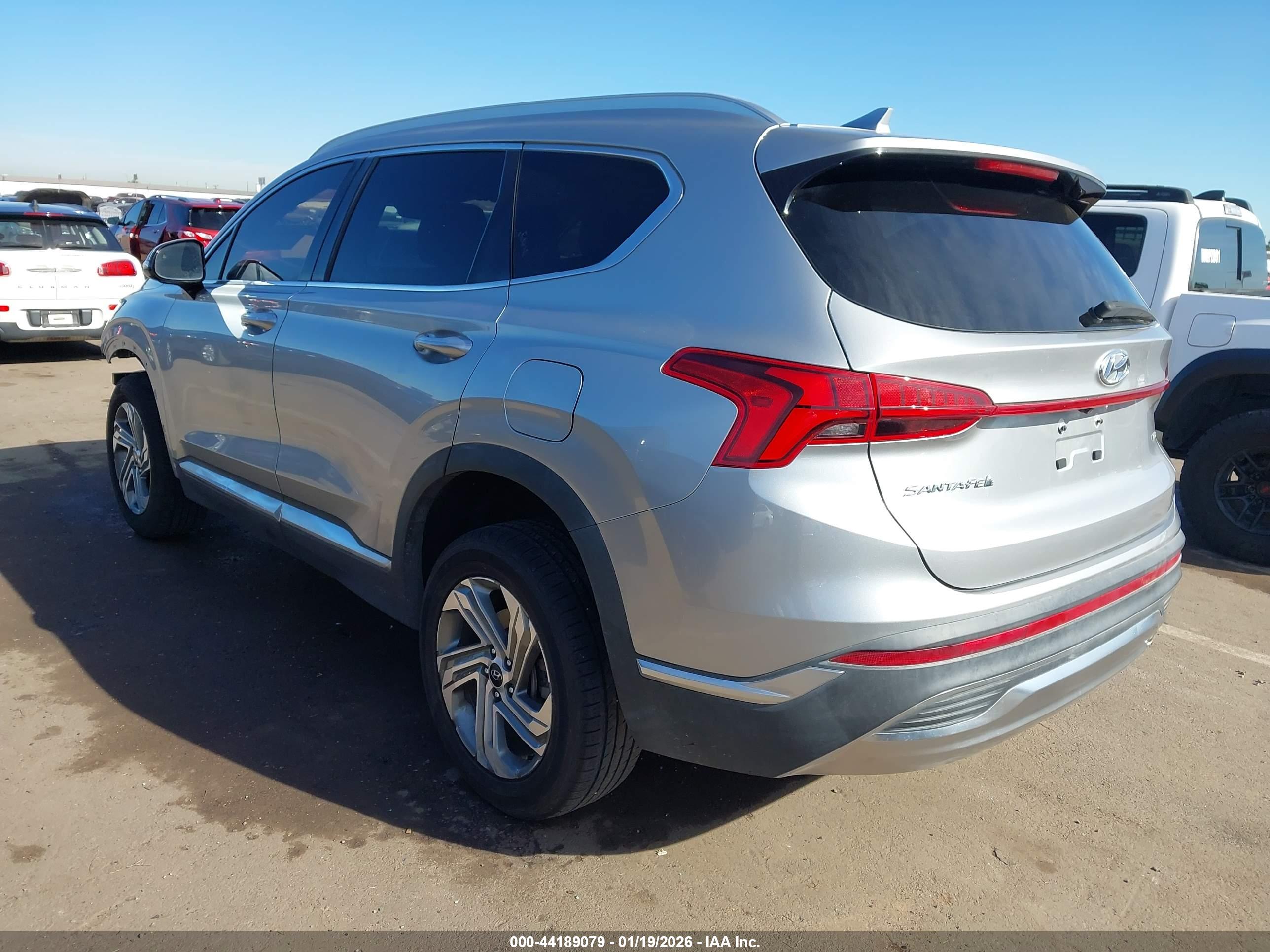 HYUNDAI SANTA image 3