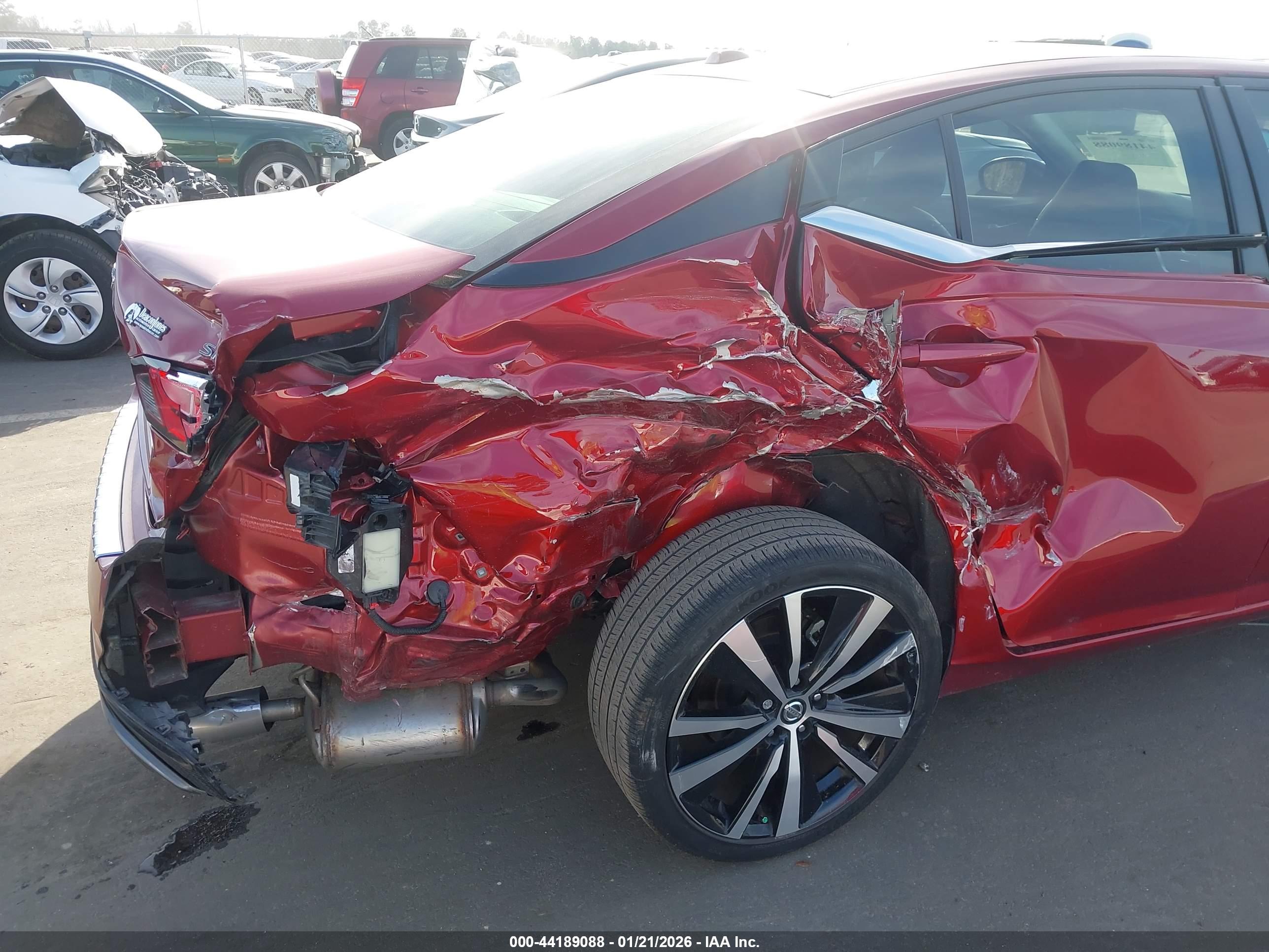 NISSAN ALTIMA image 6