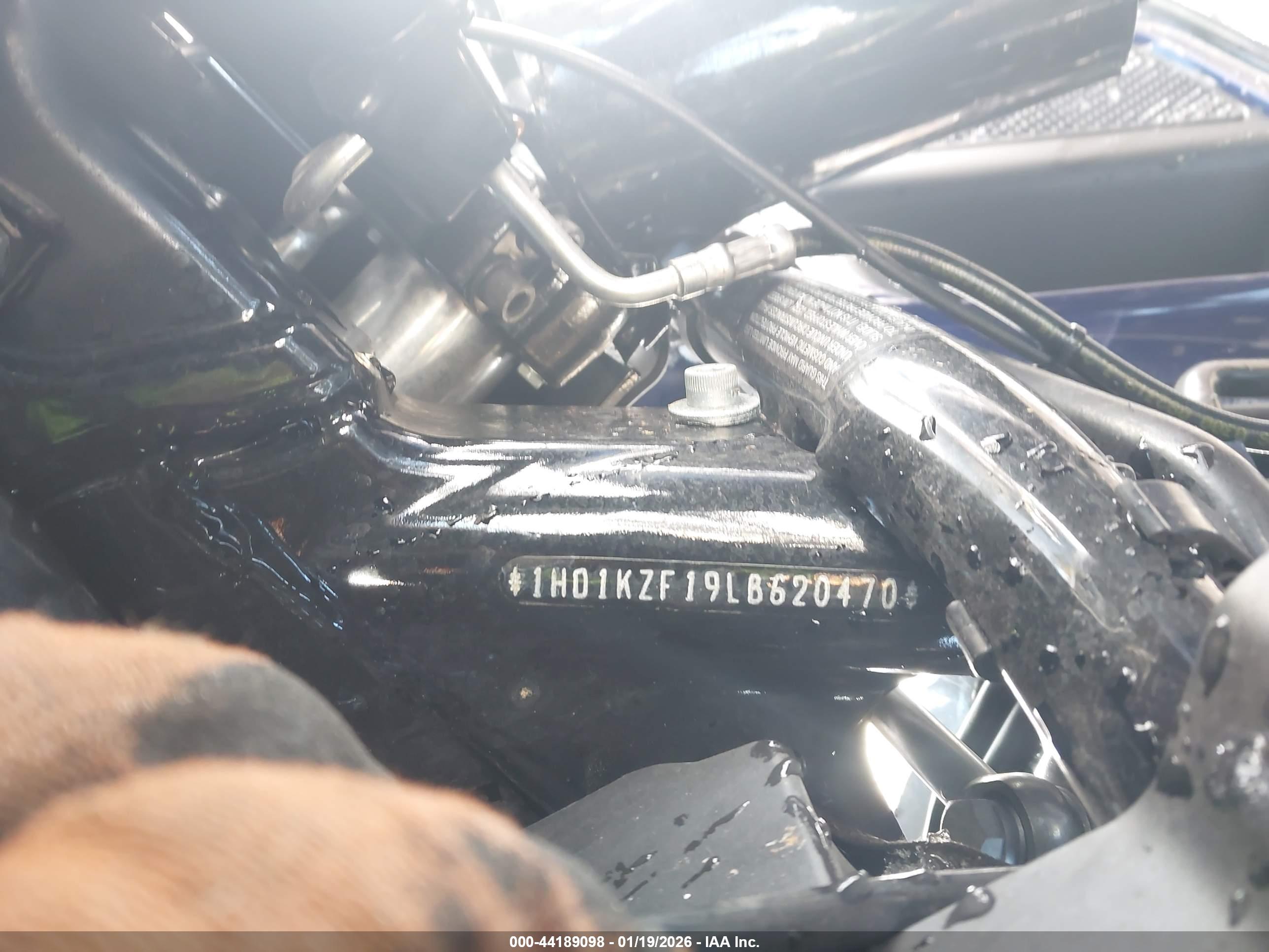 HARLEY-DAVIDSON FLTRK image 10