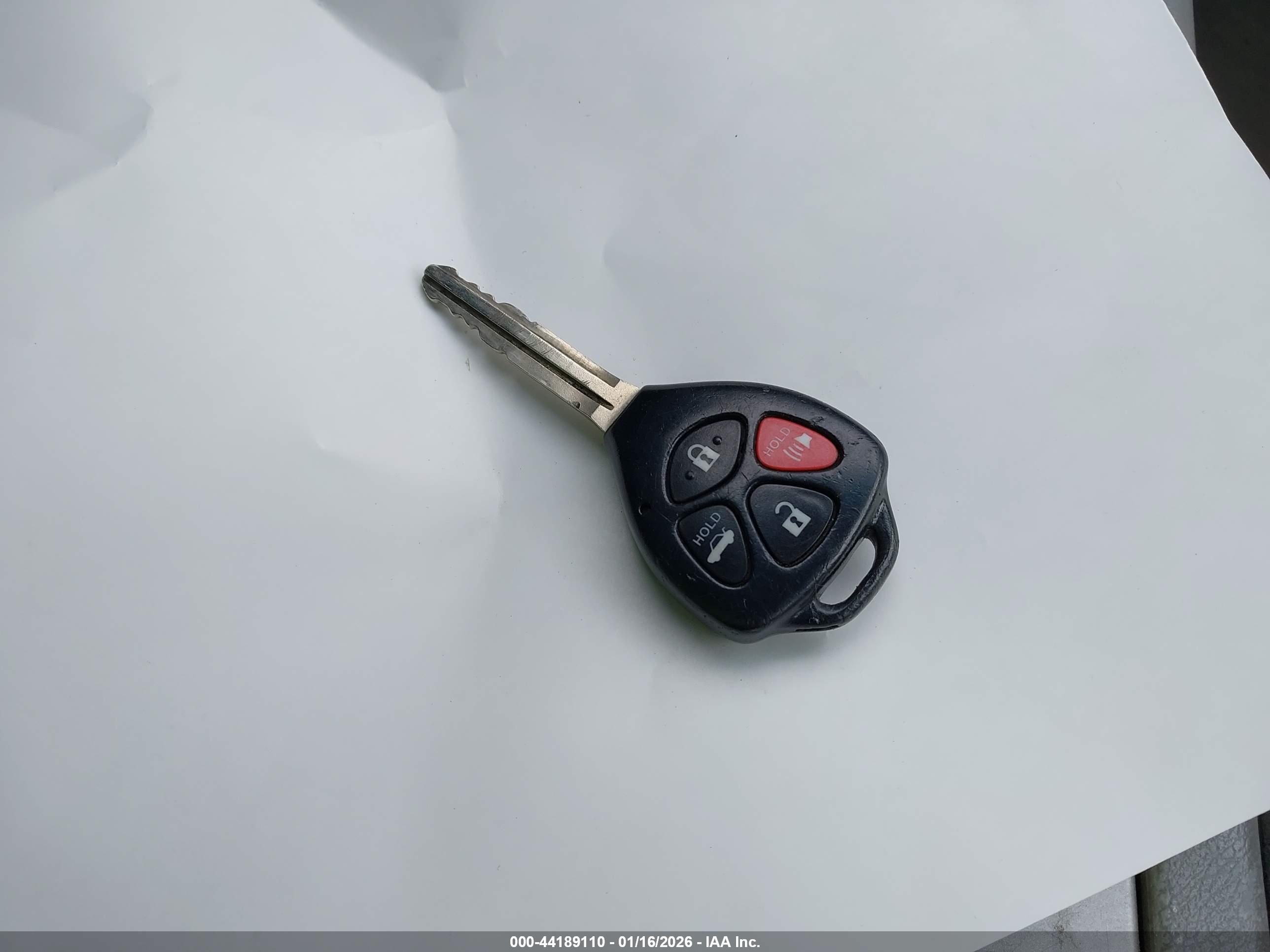TOYOTA CAMRY image 11