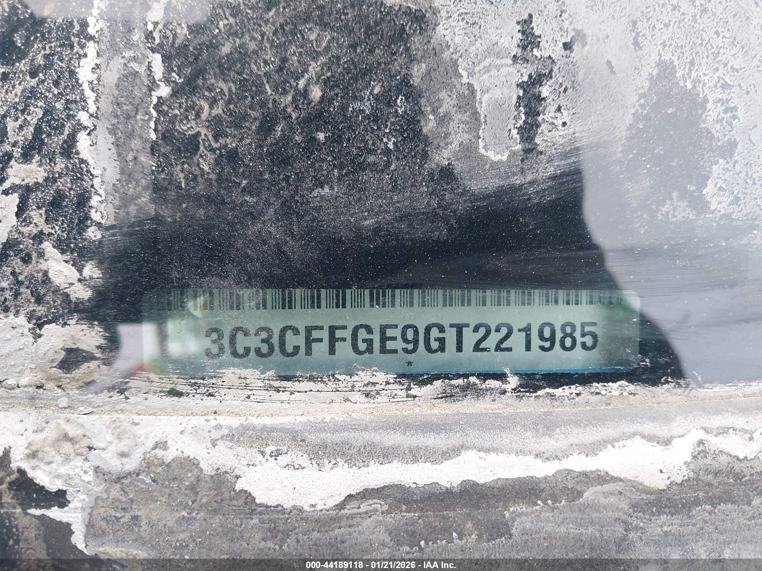FIAT 500E image 9