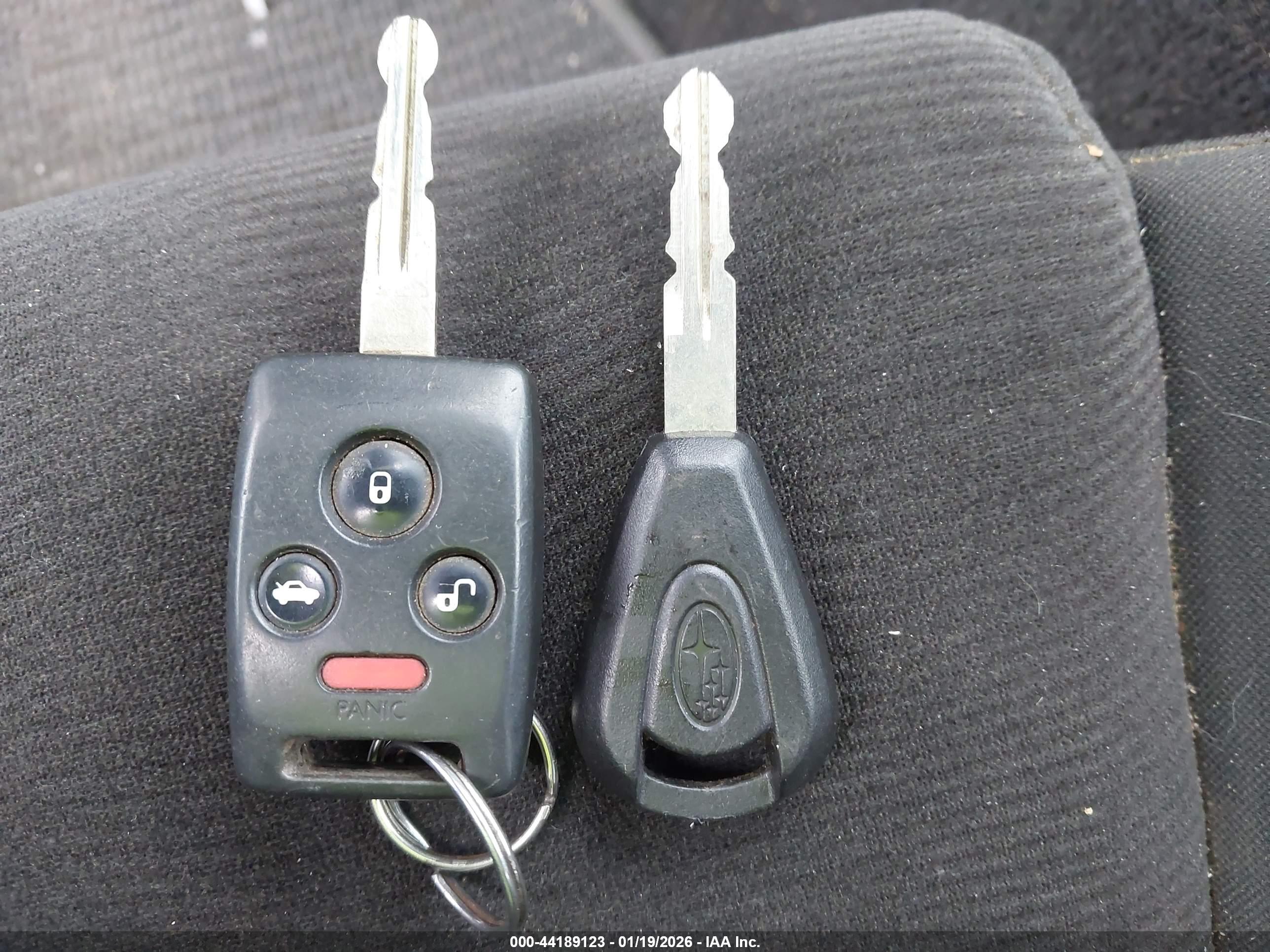 SUBARU OUTBACK image 11
