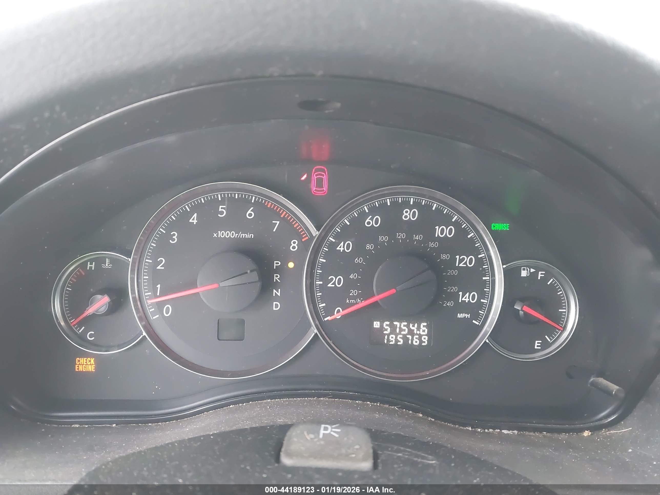 SUBARU OUTBACK image 7