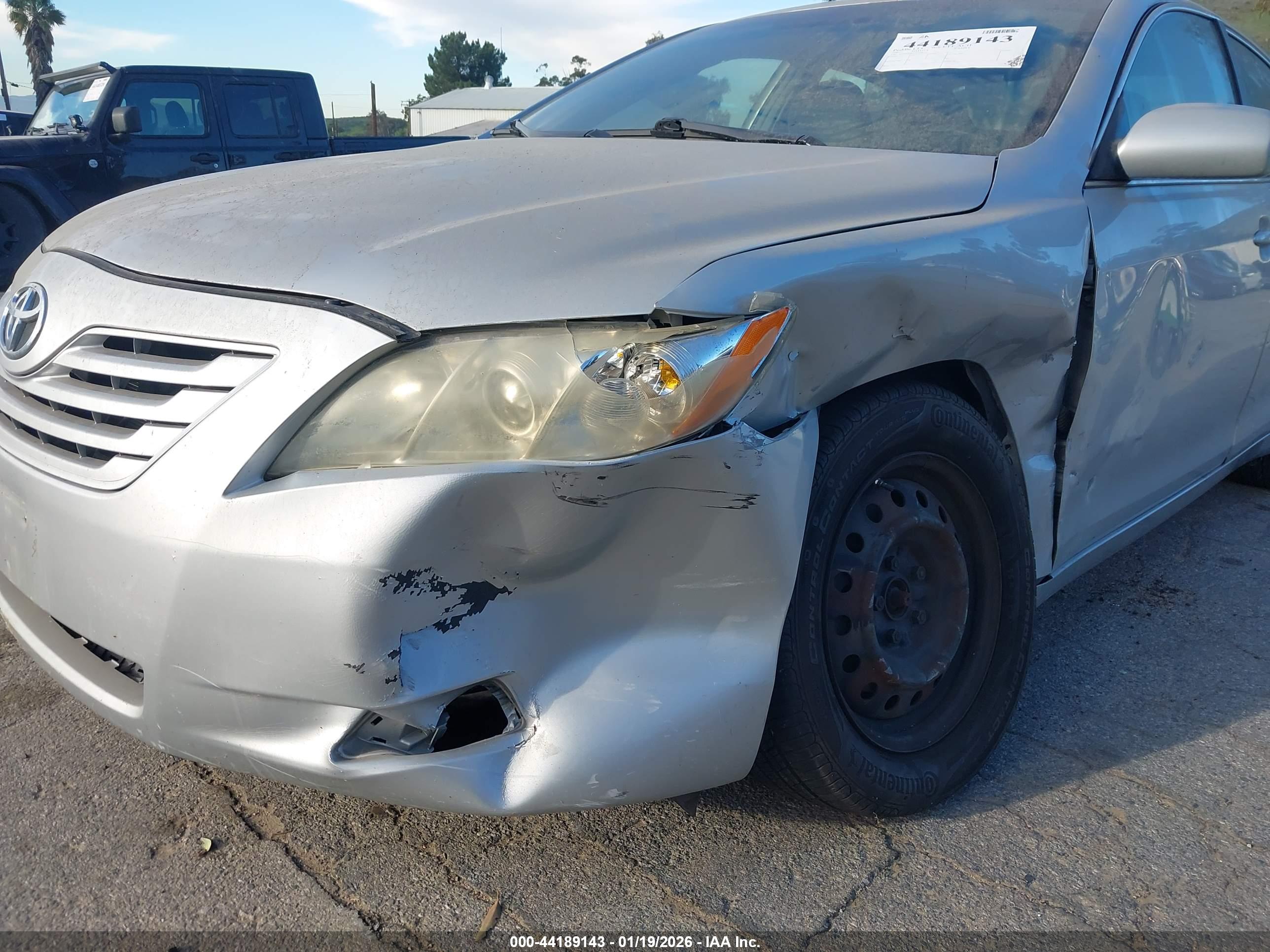 TOYOTA CAMRY image 6