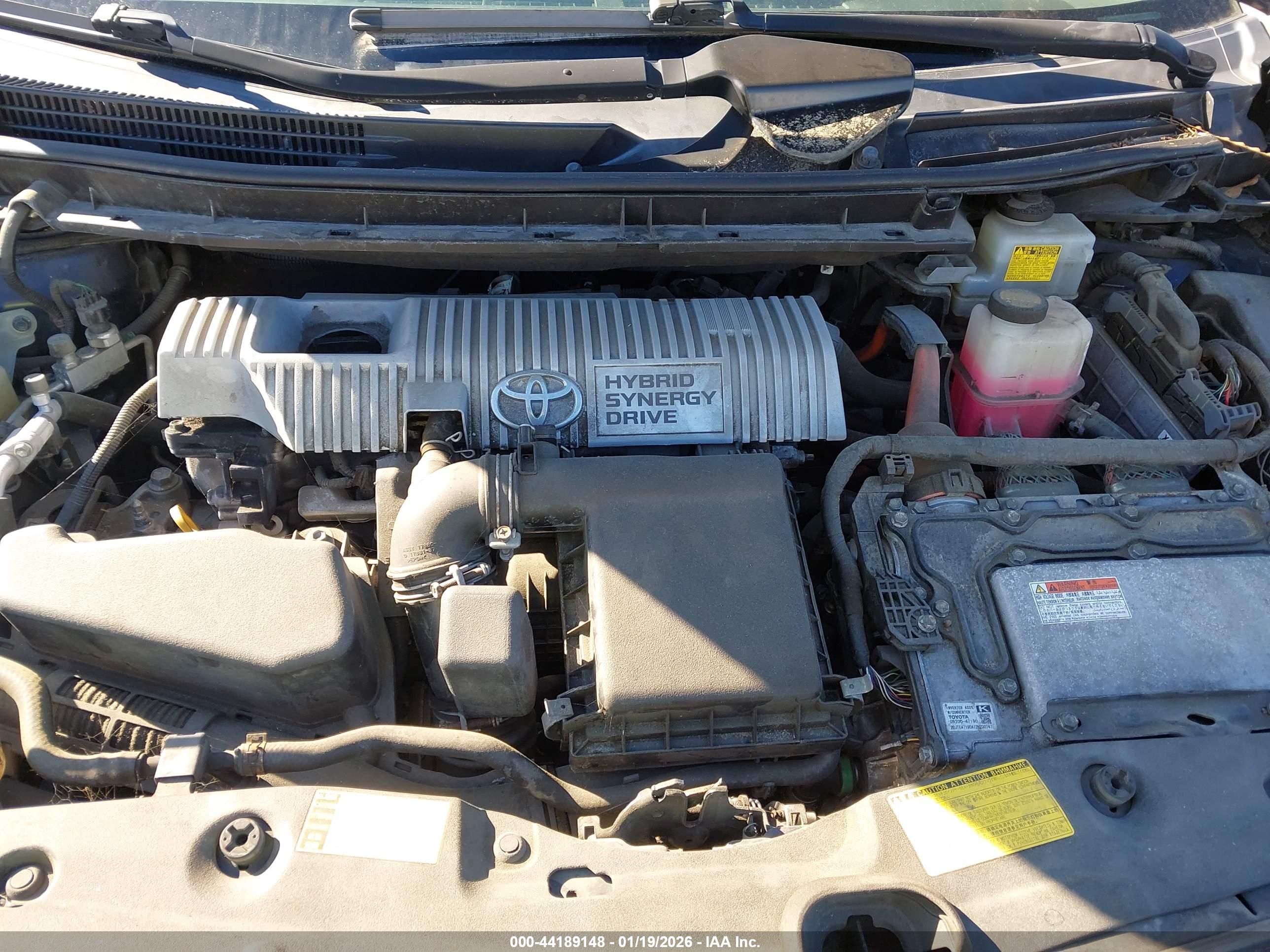 TOYOTA PRIUS image 10