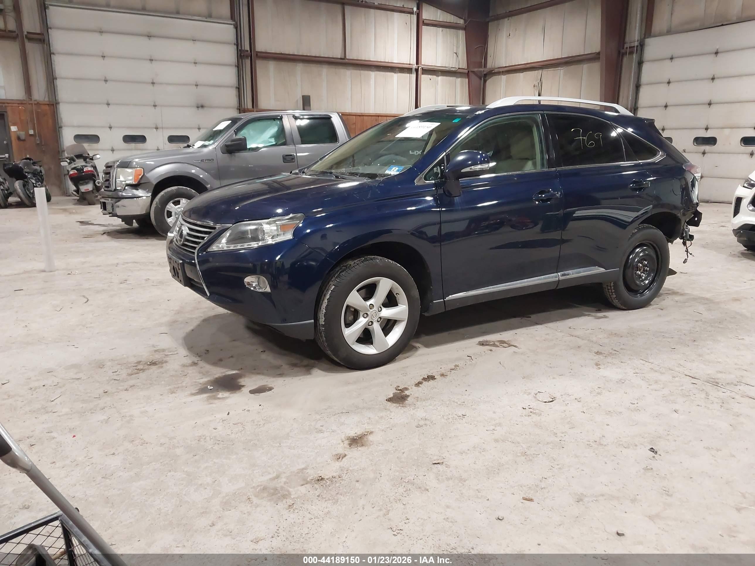 LEXUS RX image 2