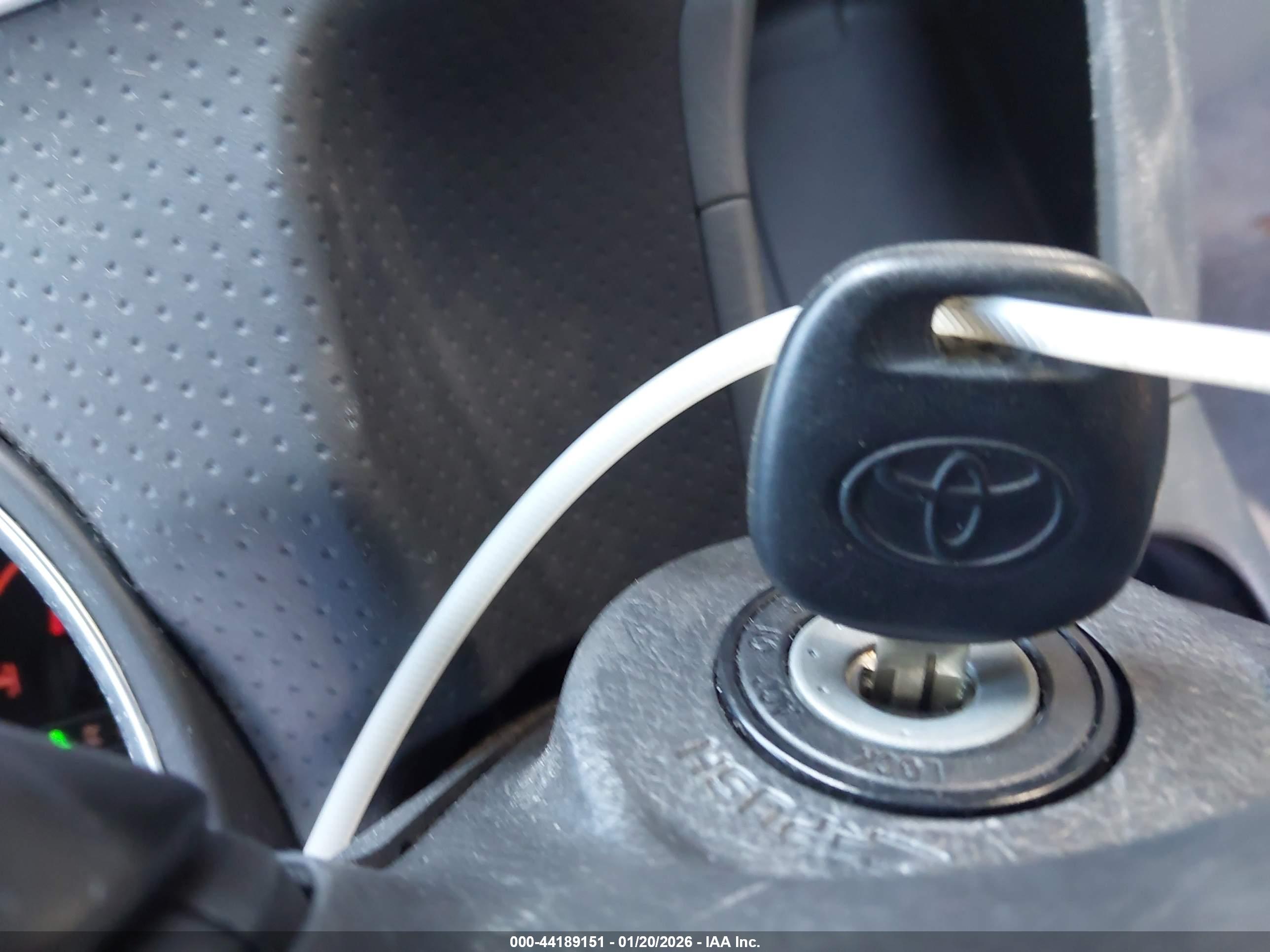 TOYOTA TACOMA image 11